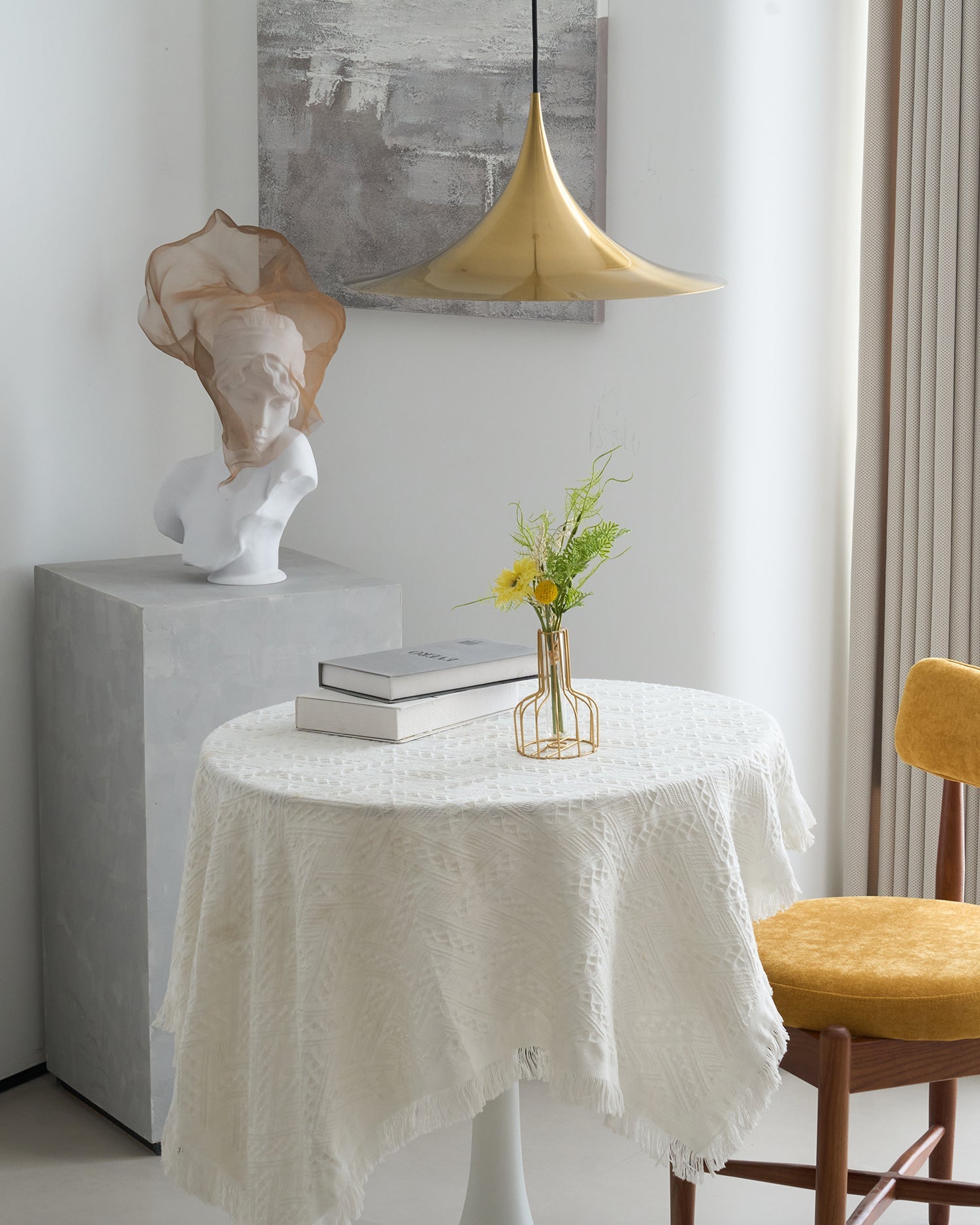 Pendant Lamp Slim Neck and Wide Flare Dining