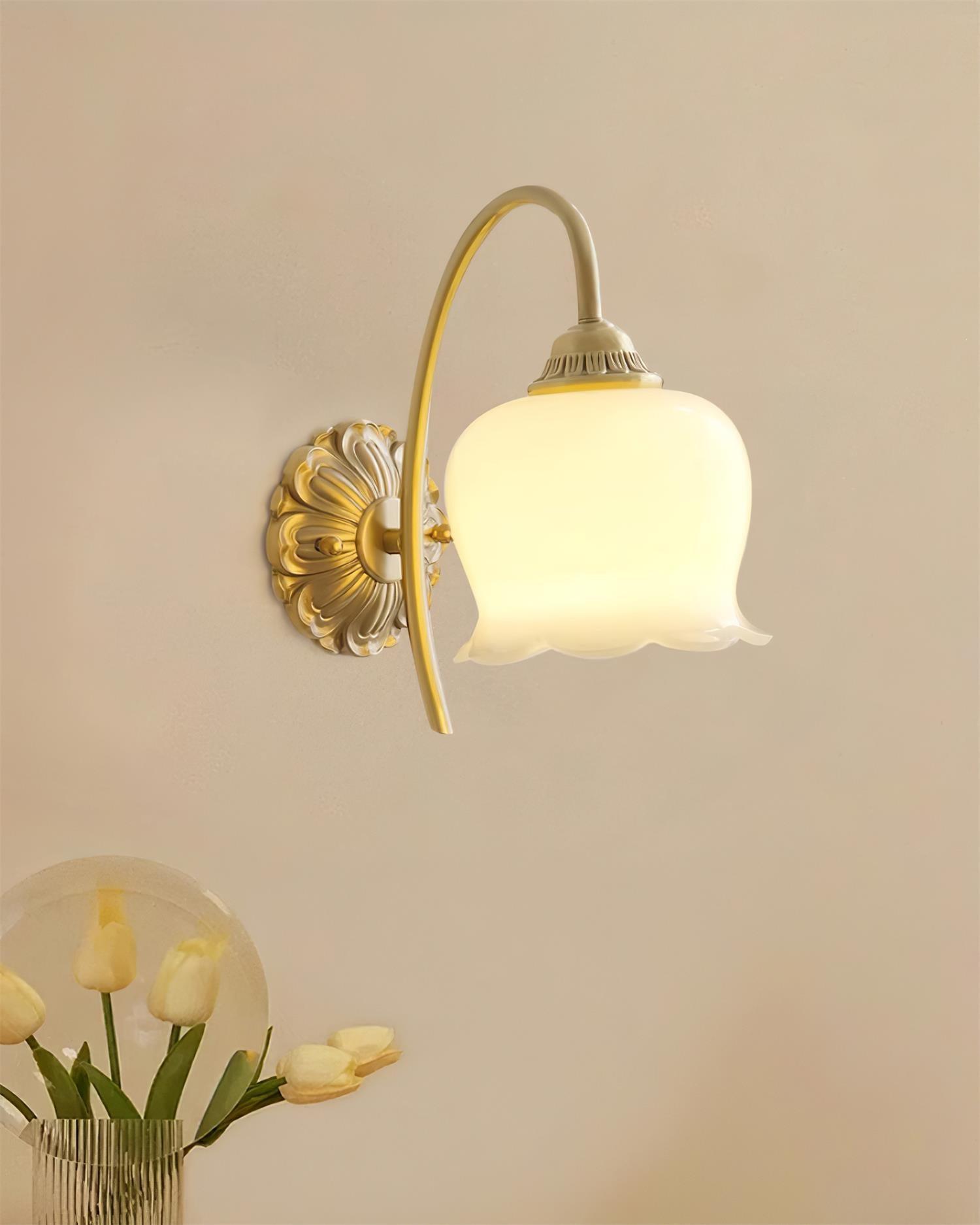 Vivinir Art Flower Brass Resin Wall Lamp - Letslighting