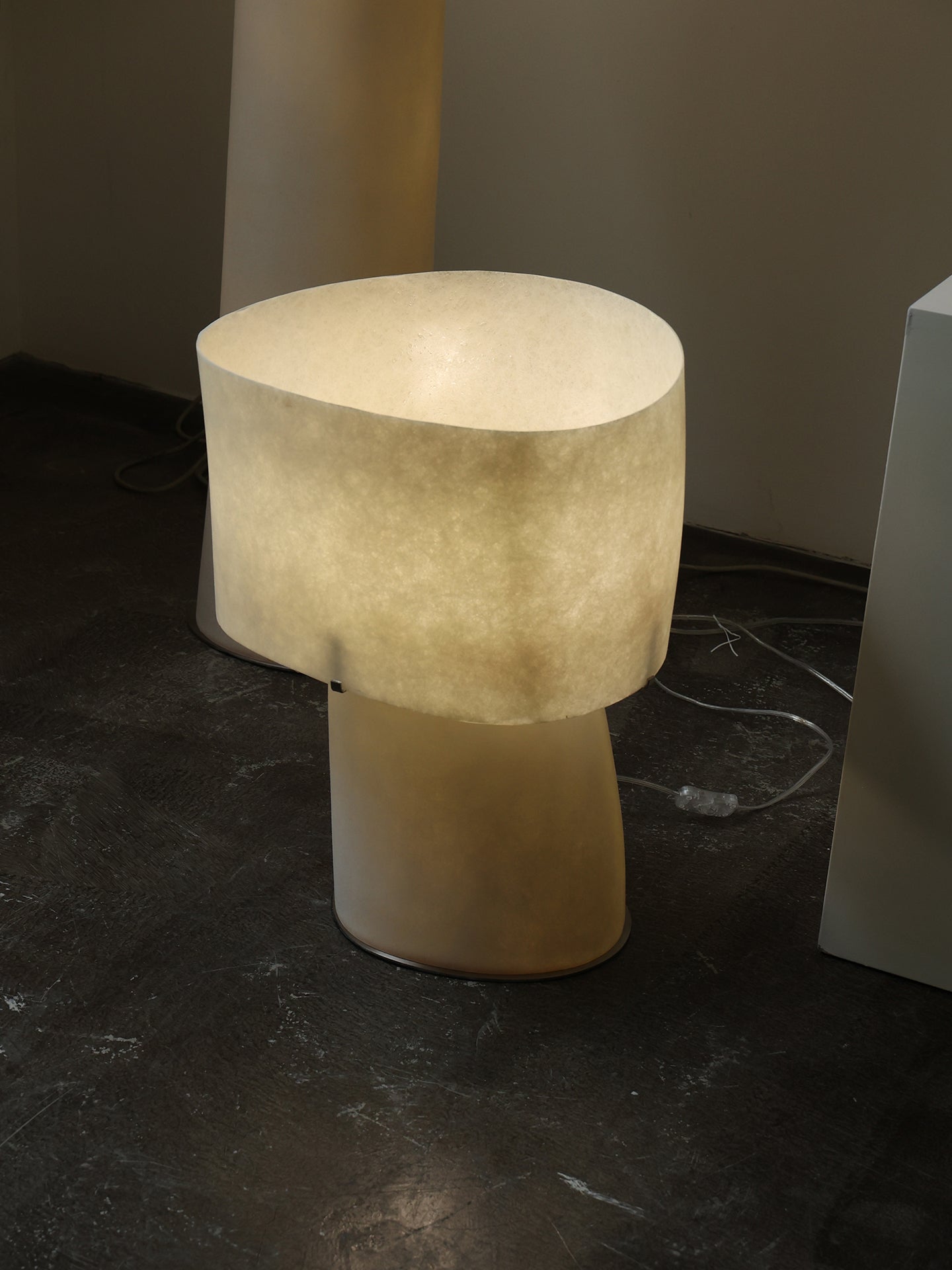 Vellum Table Lamp - Letslighting