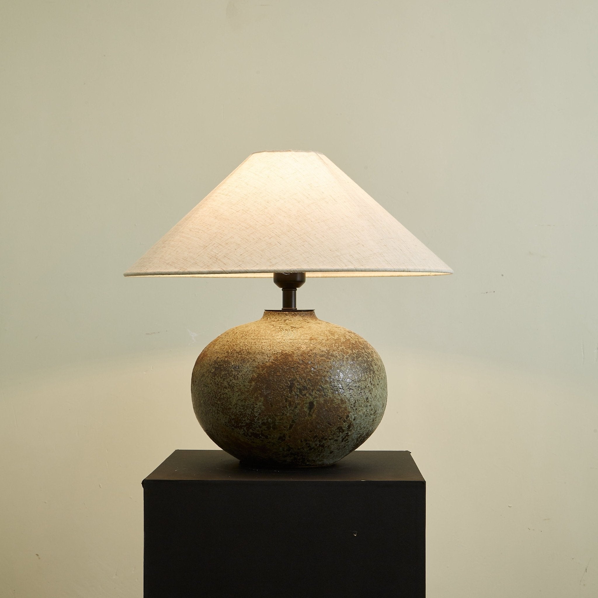Mandy Modern Ceramics Table Lamp - Letslighting