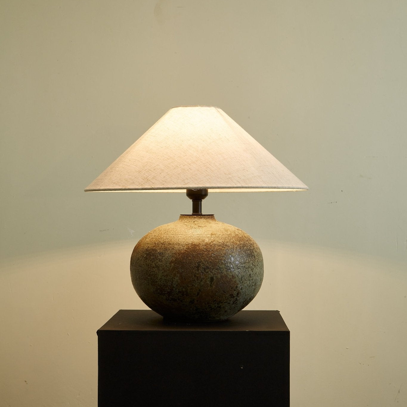 Mandy Modern Ceramics Table Lamp - Letslighting