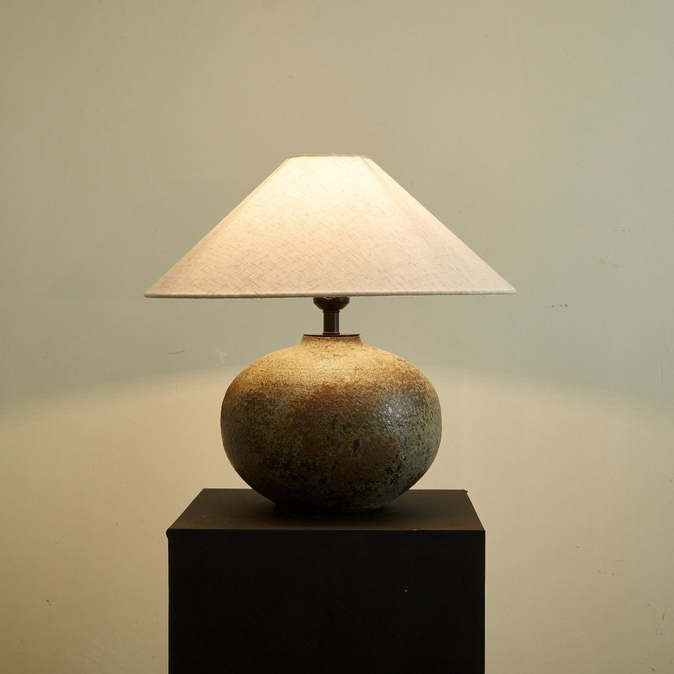 Mandy Modern Ceramics Table Lamp - Letslighting