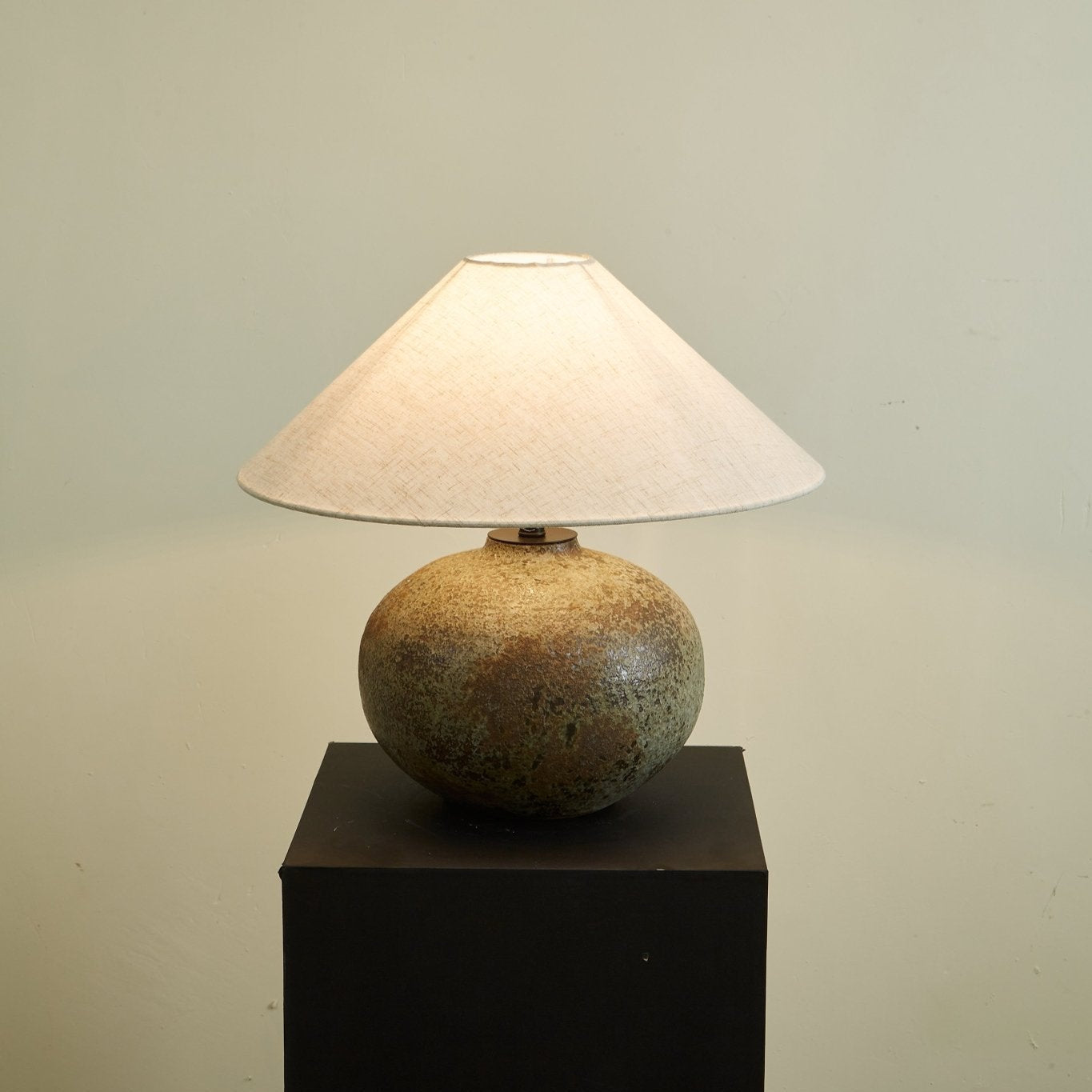 Mandy Modern Ceramics Table Lamp - Letslighting