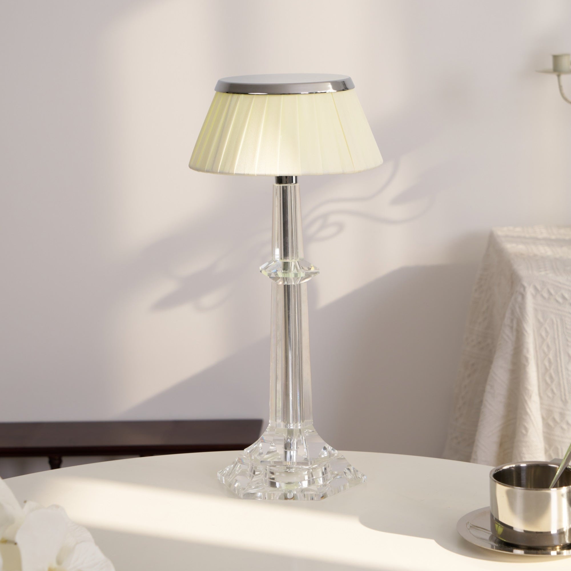 Haloza Fabric Luxurious Table Lamp - Letslighting