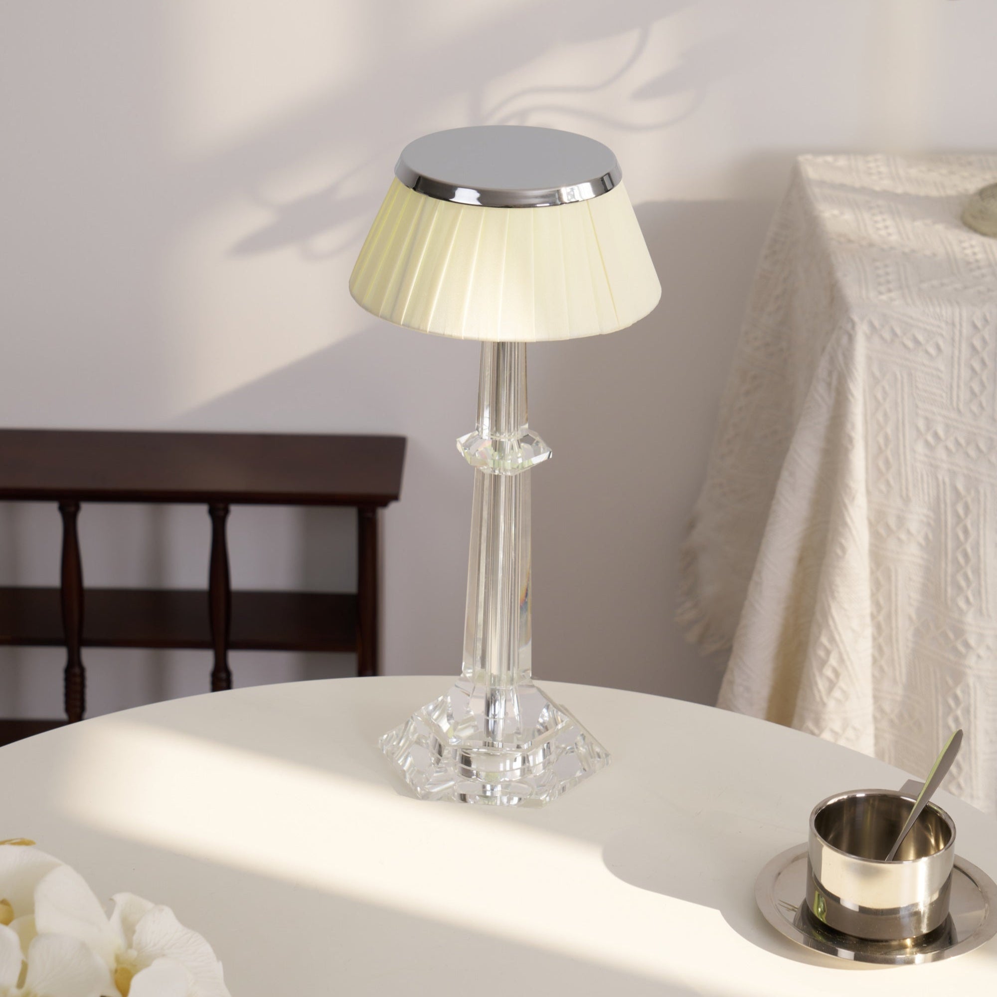 Haloza Fabric Luxurious Table Lamp - Letslighting