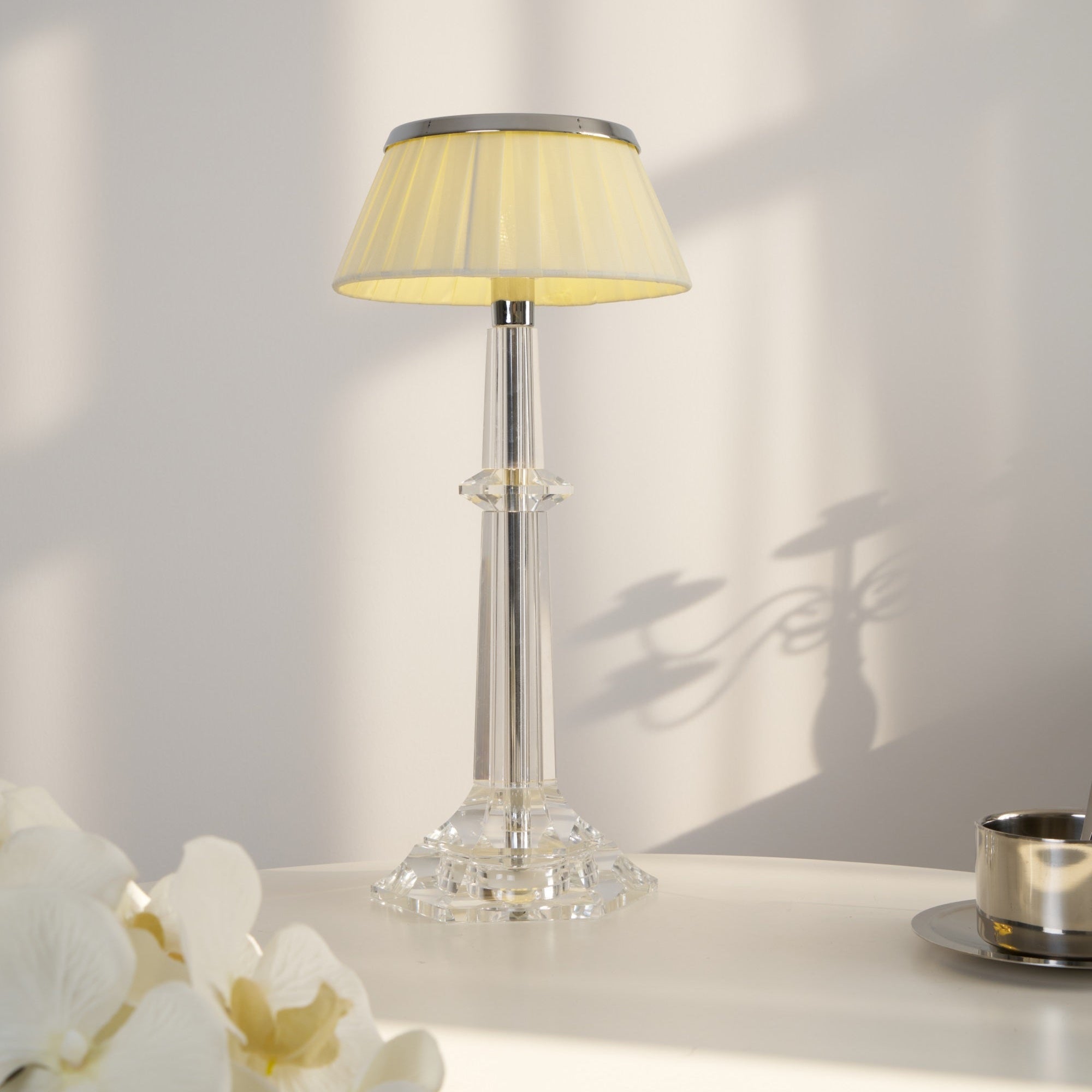 Haloza Fabric Luxurious Table Lamp - Letslighting