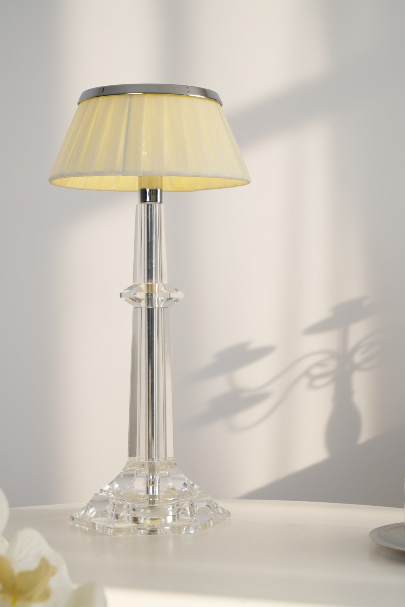 Haloza Fabric Luxurious Table Lamp - Letslighting