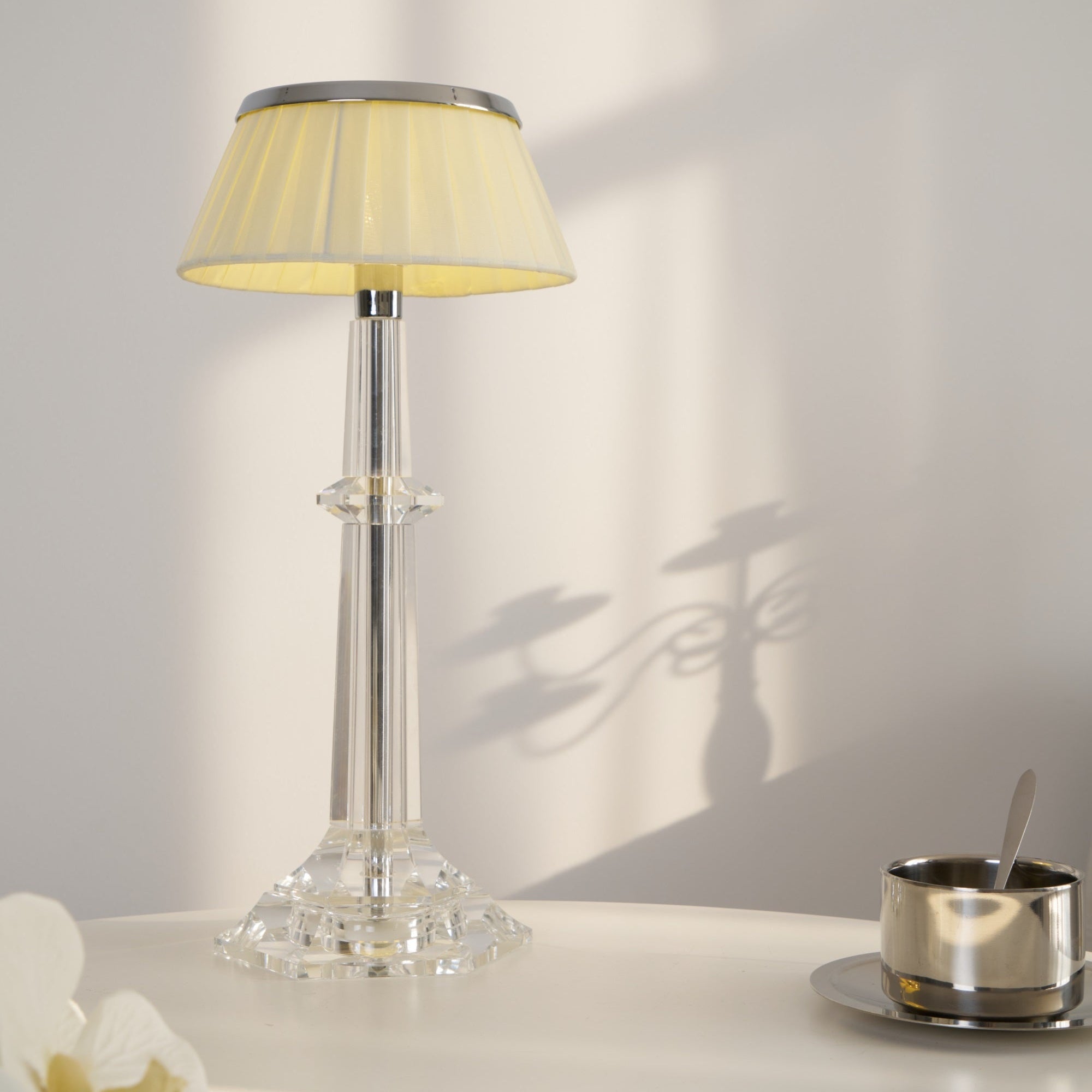 Haloza Fabric Luxurious Table Lamp - Letslighting