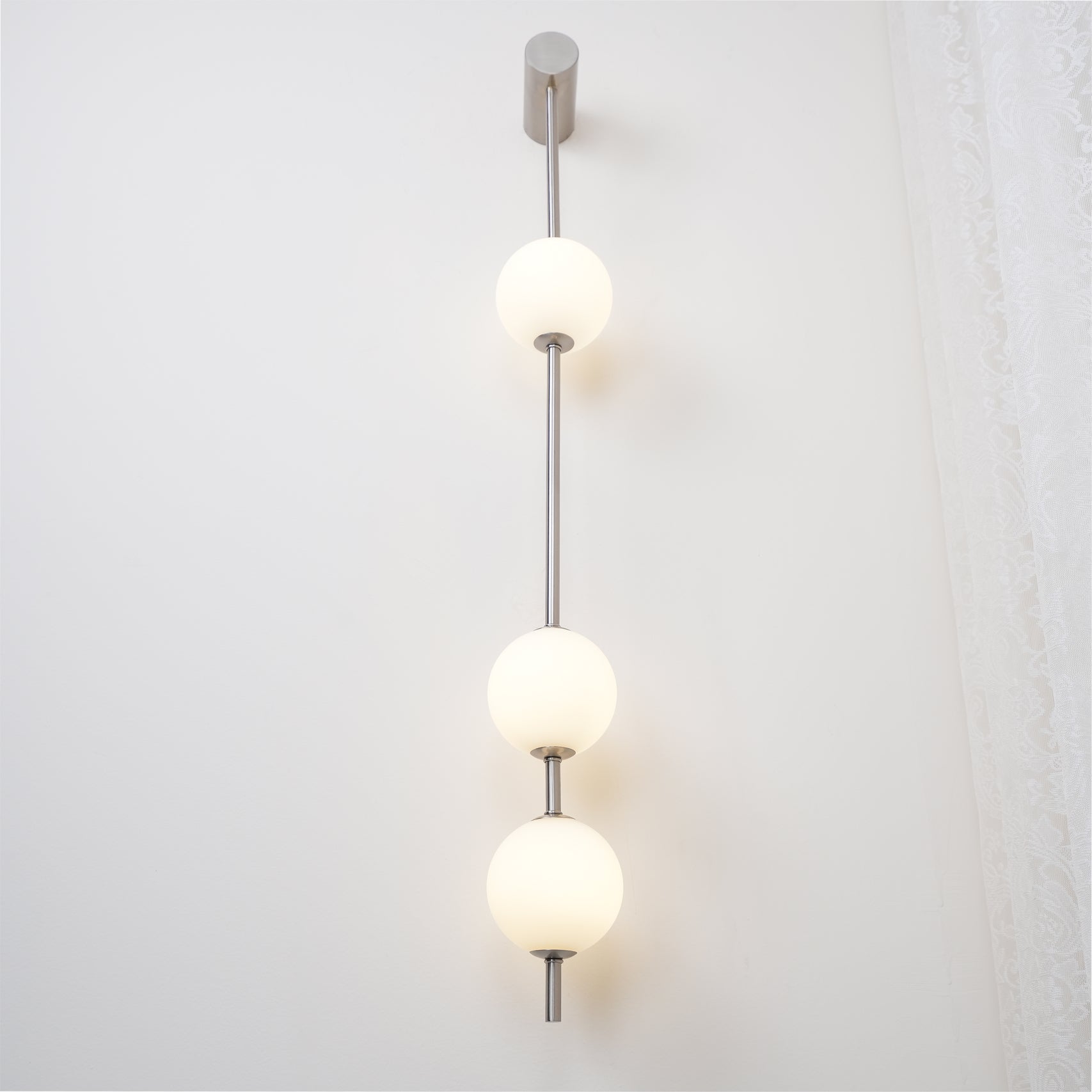 Lustra Wall Lamp Vertical Balls Brass - Letslighting
