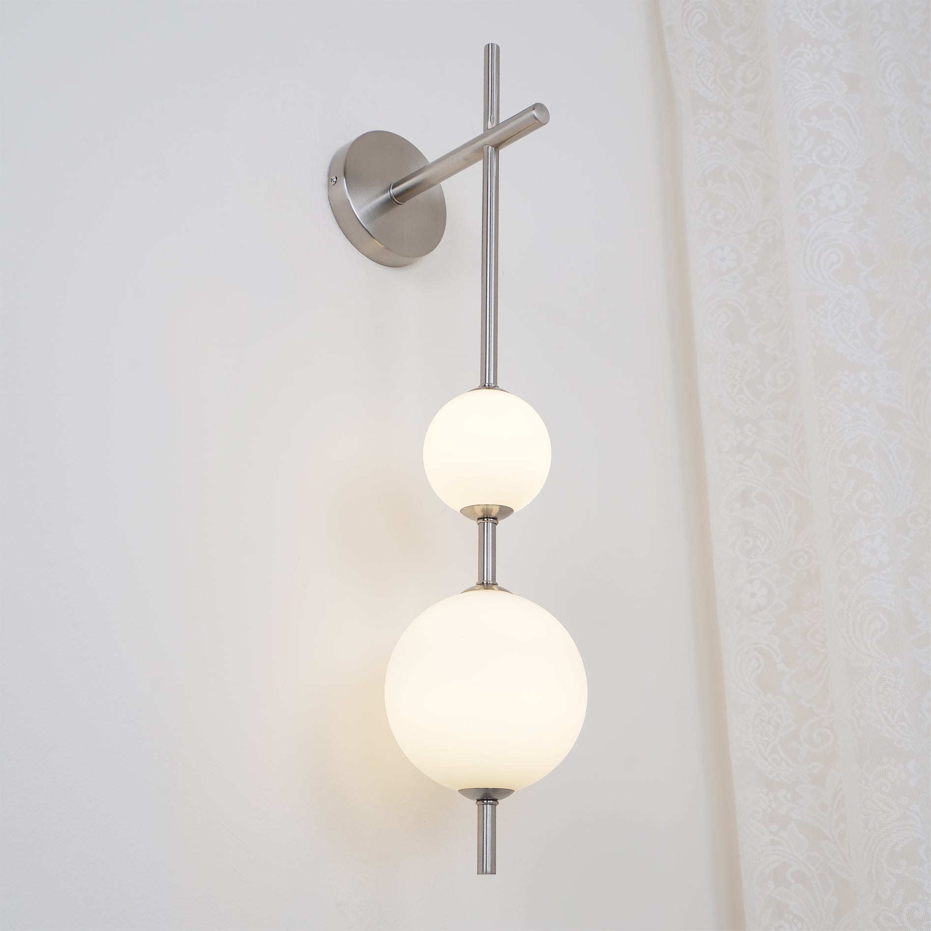 Valentina Vertical Globe Wall Lamp