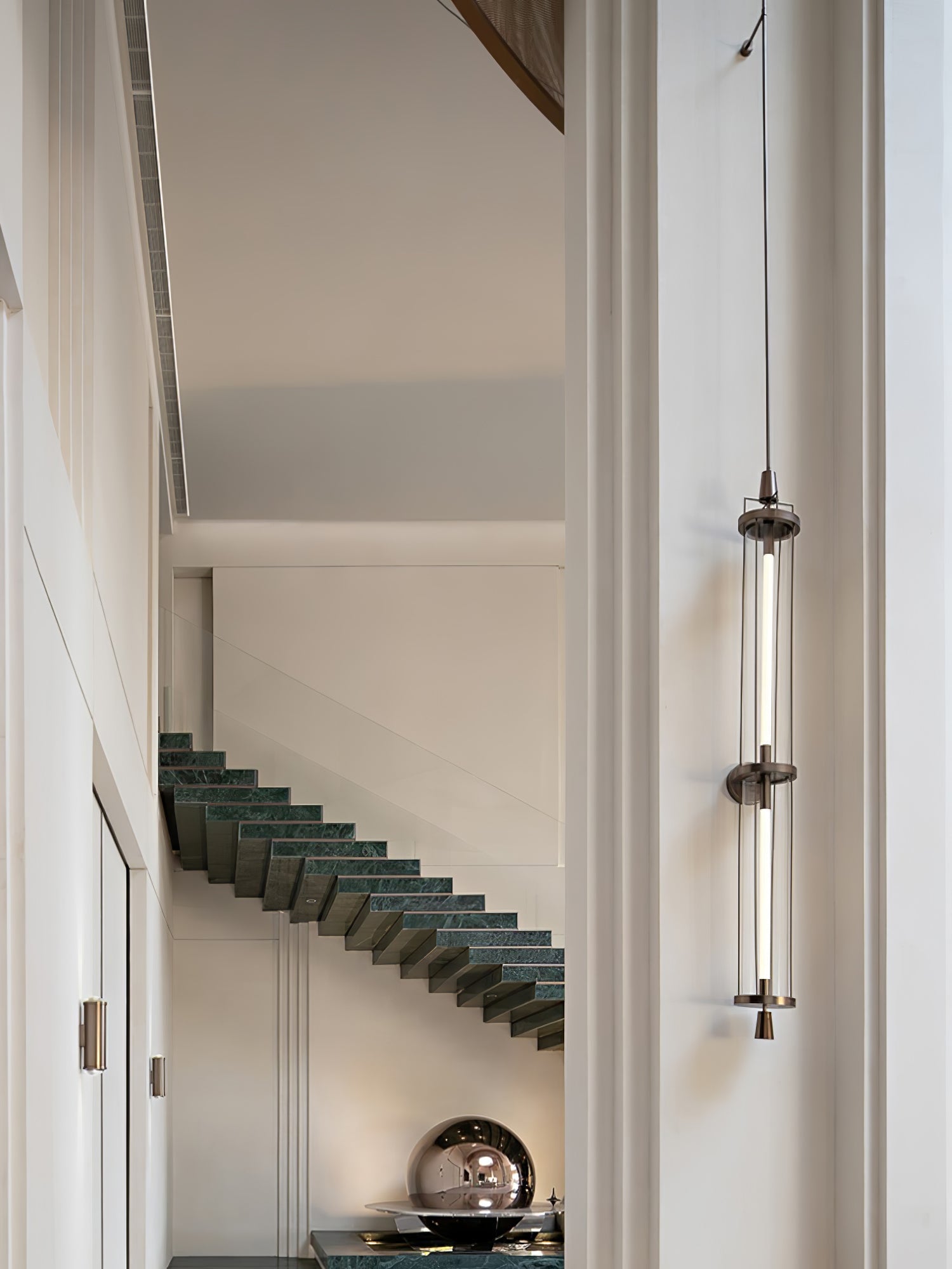 Vertical Modern Minimalist Sconce Wall Lamp - Letslighting