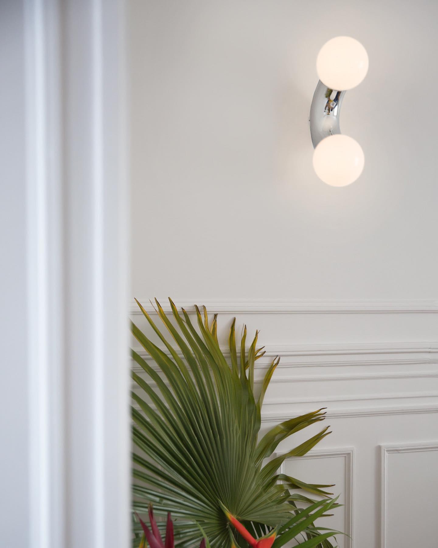 Ithaara Premium Nordic Art Glass Wall Lamp - Letslighting