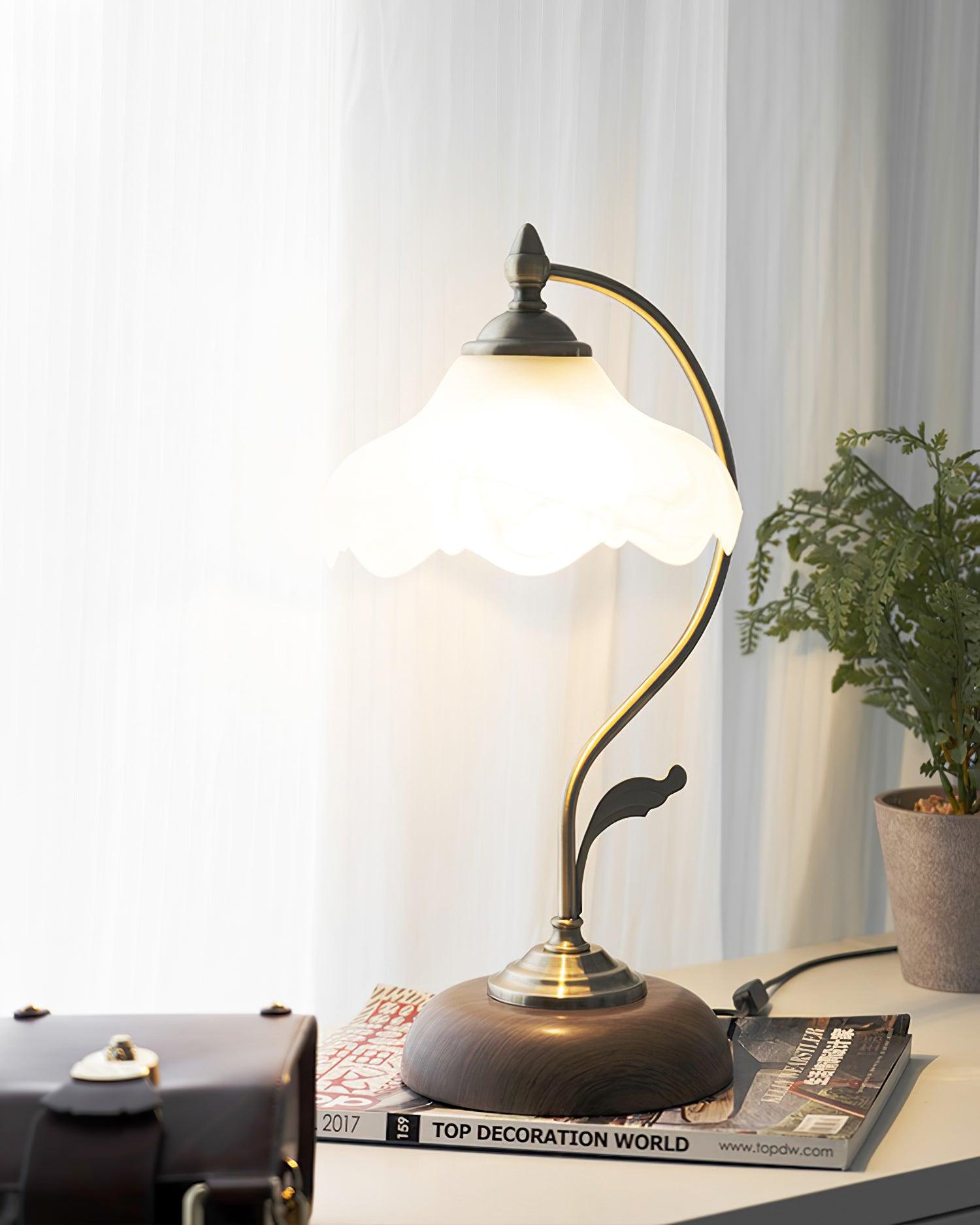 Sylea Ceramics Vintage Table Lamp - Letslighting
