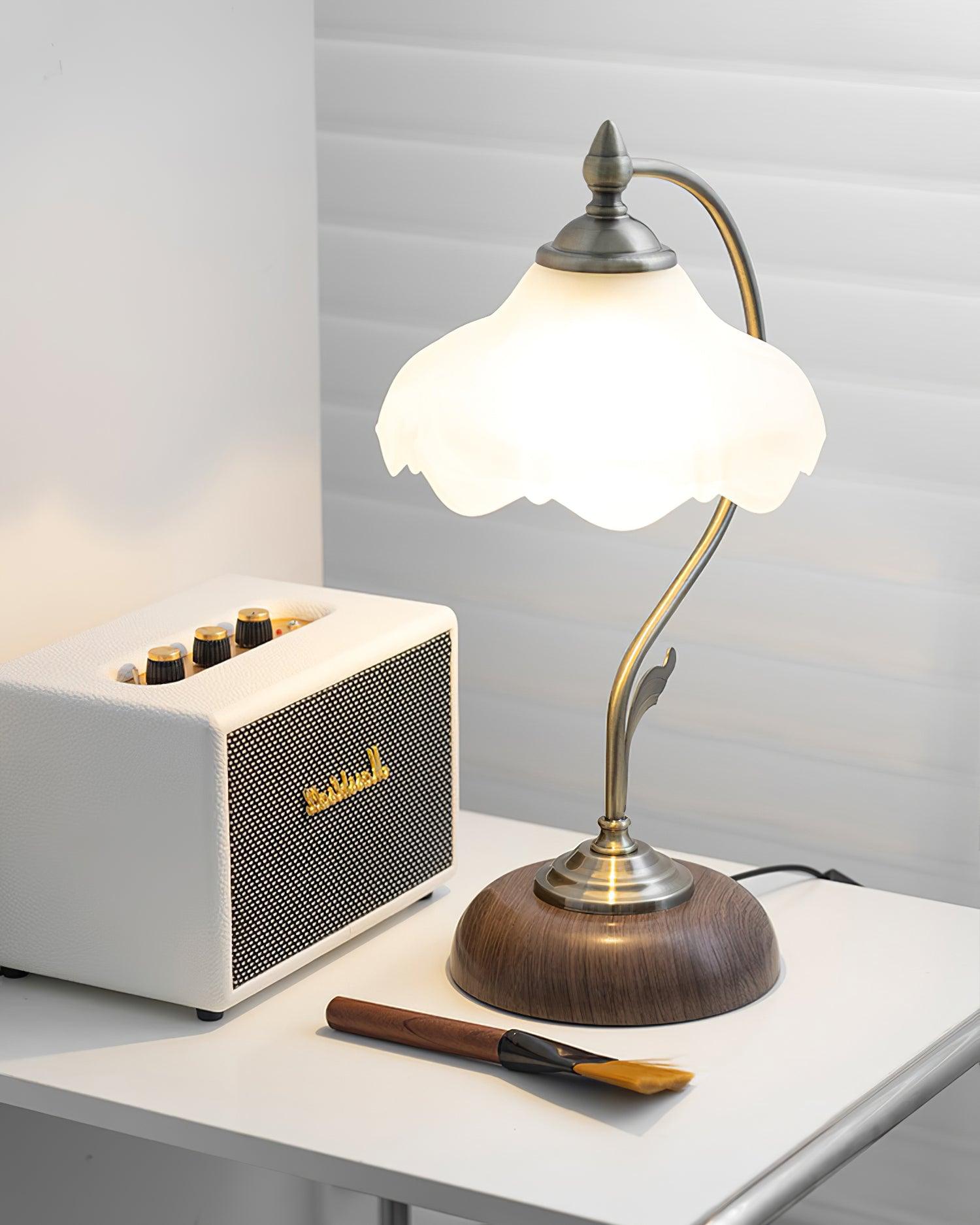 Sylea Ceramics Vintage Table Lamp - Letslighting