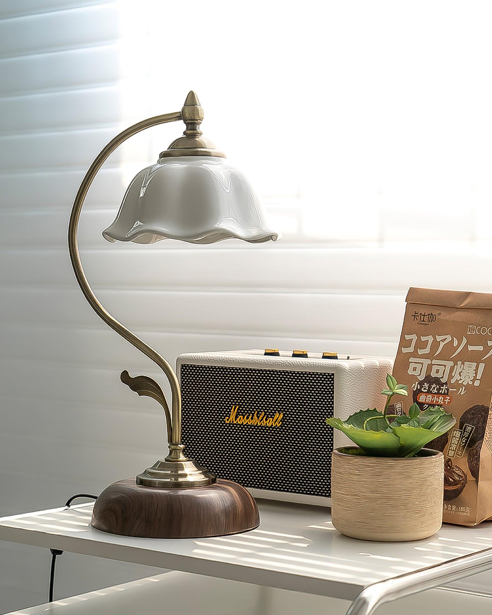 Sylea Ceramics Vintage Table Lamp - Letslighting