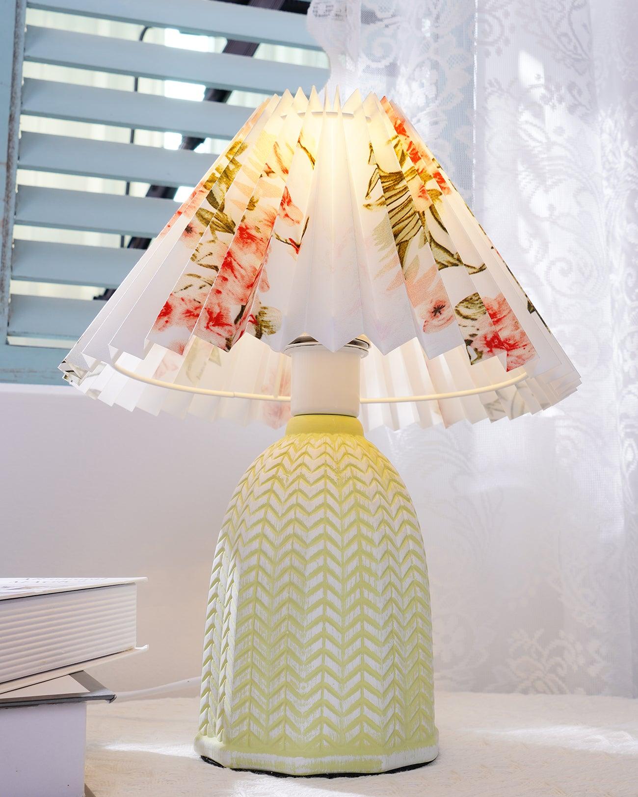 Zenove Fabric Vintage Table Lamp - Letslighting