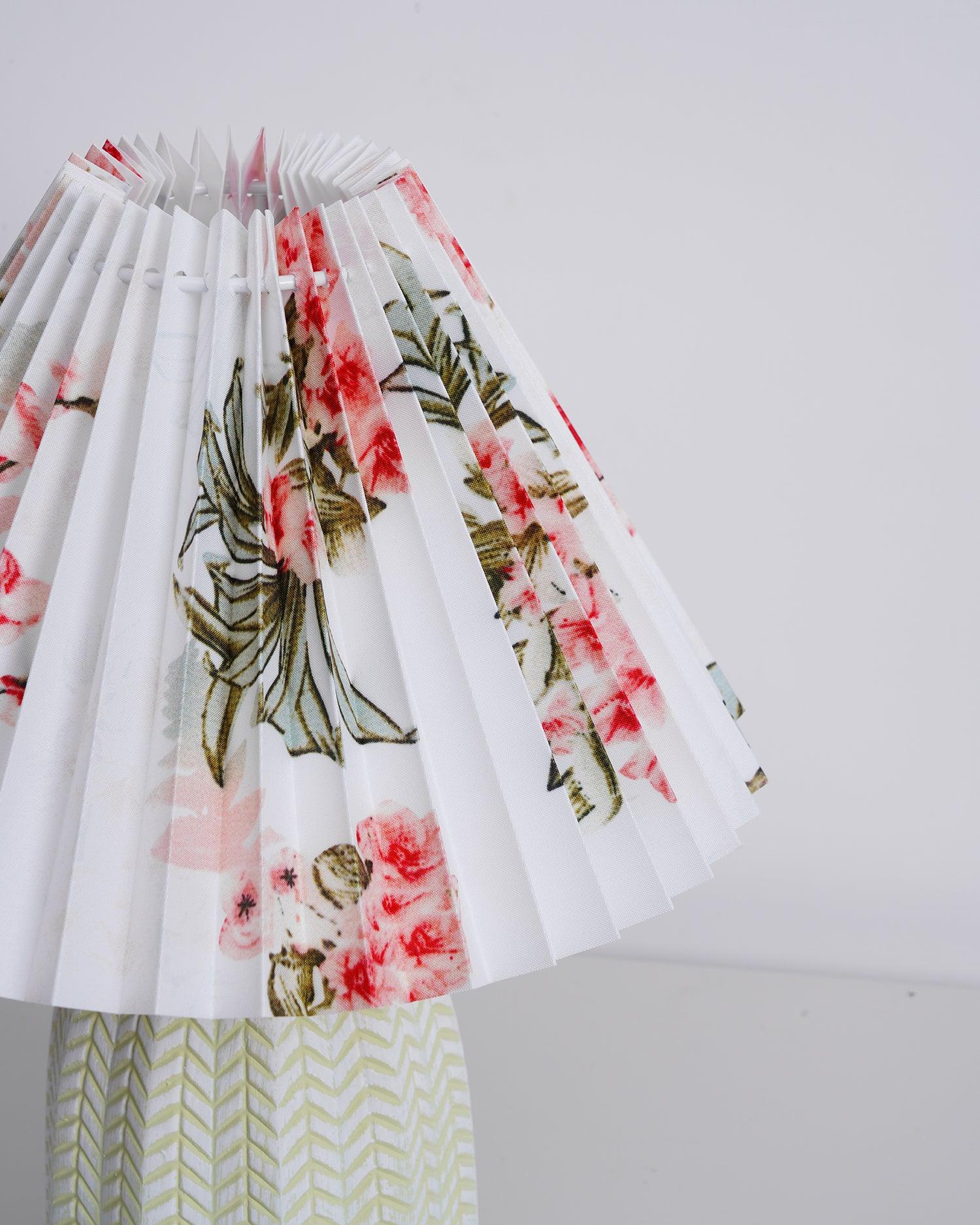 Zenove Fabric Vintage Table Lamp - Letslighting