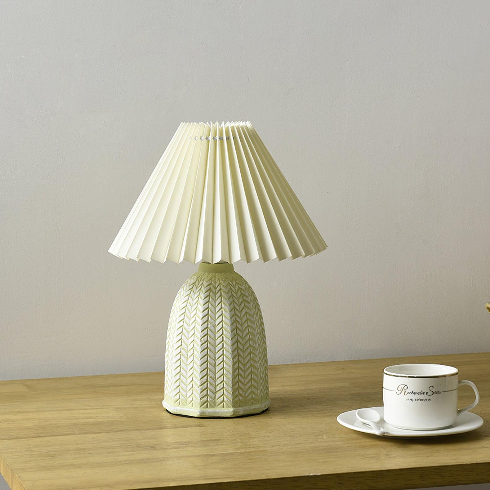 Zenove Fabric Vintage Table Lamp - Letslighting