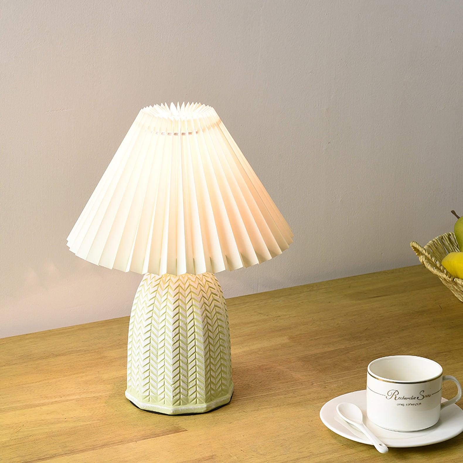 Zenove Fabric Vintage Table Lamp - Letslighting