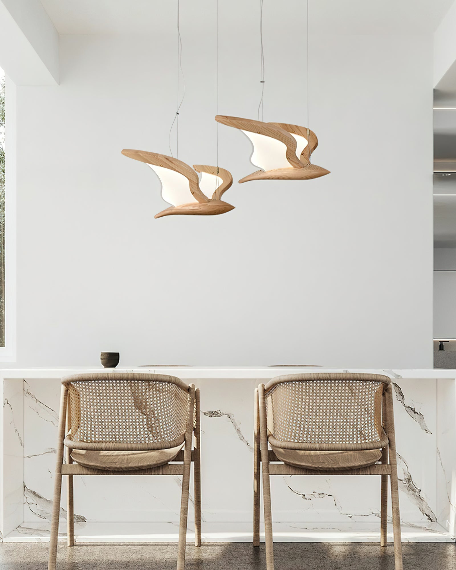 Lustra Chandelier Bird Form Wood Sculptural - Letslighting
