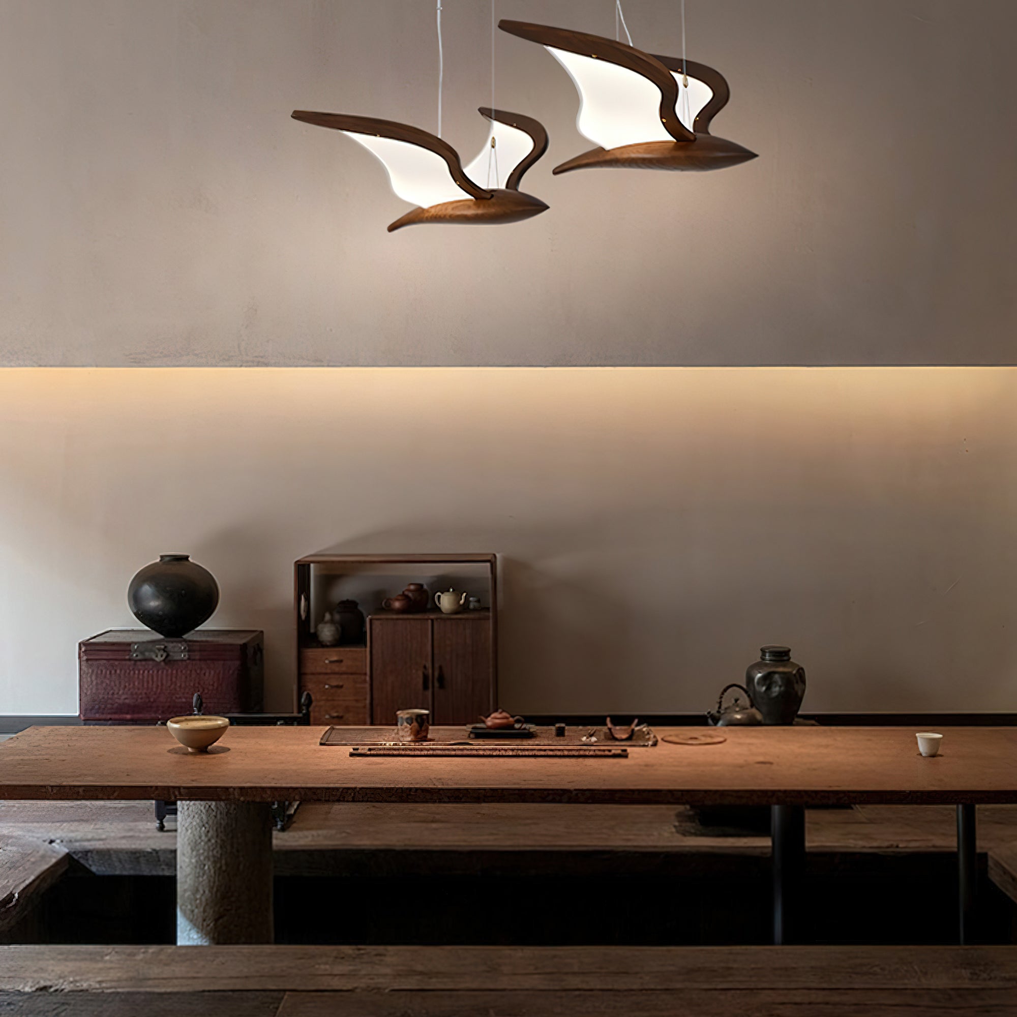 Lustra Chandelier Bird Form Wood Sculptural - Letslighting
