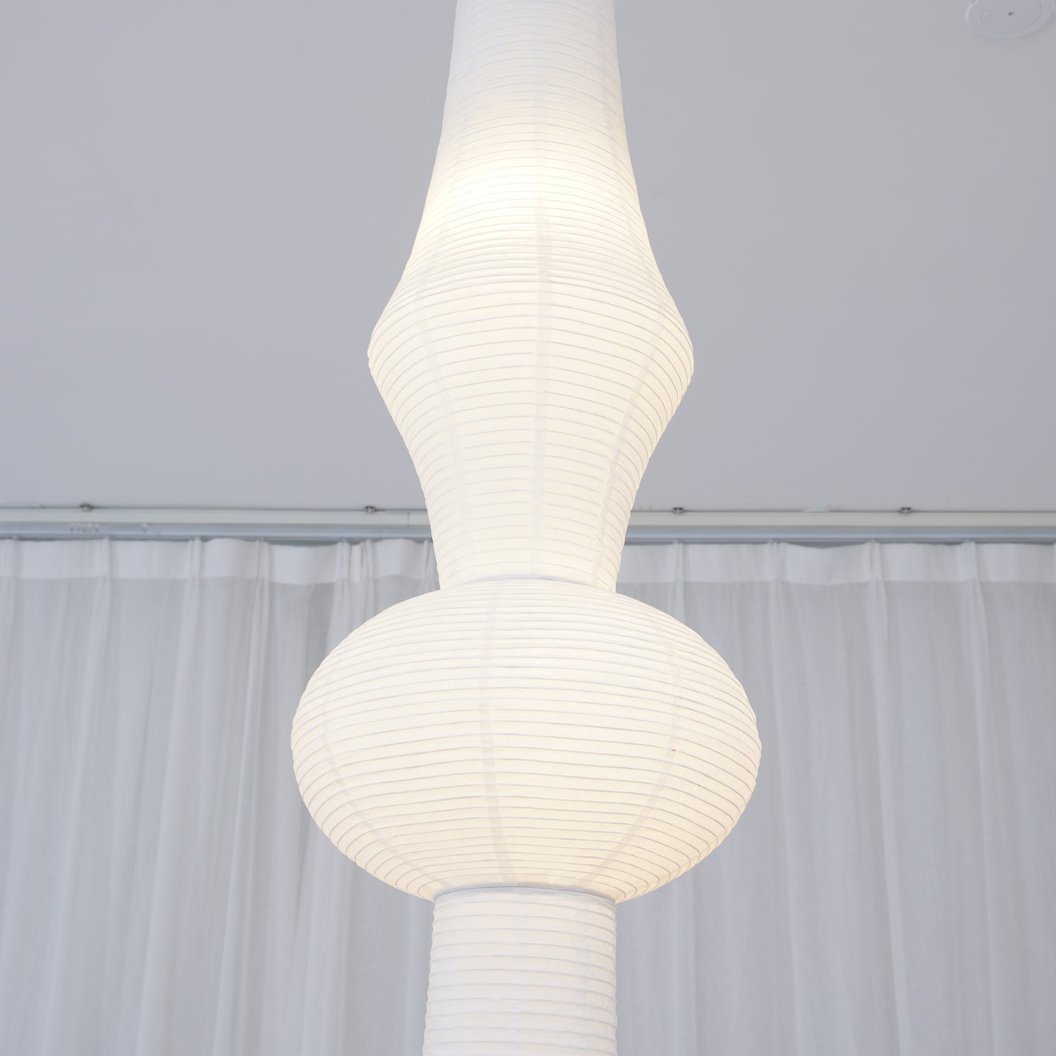 Ritta Sculptural Paper Vertical Pendant Light