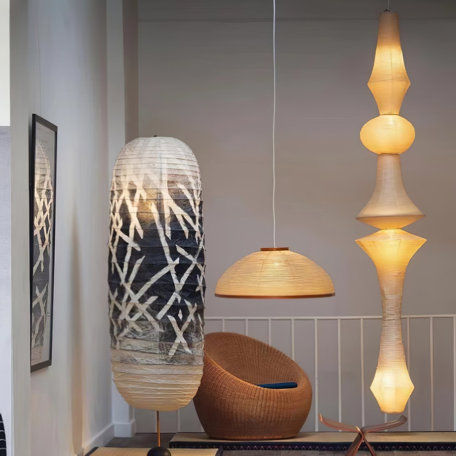 Ritta Sculptural Paper Vertical Pendant Light