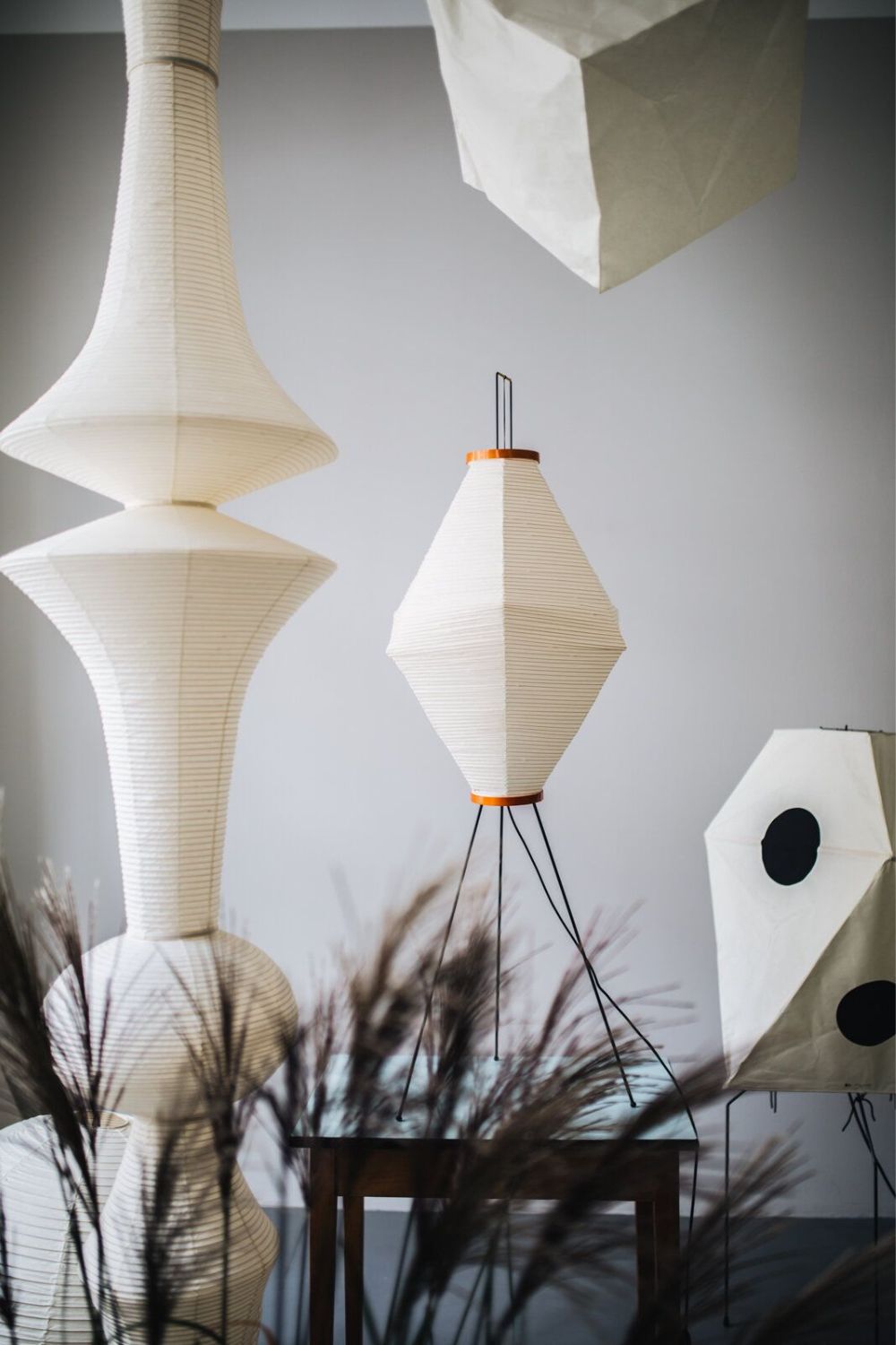 Veyran Paper Artistic Pendant Light - Letslighting