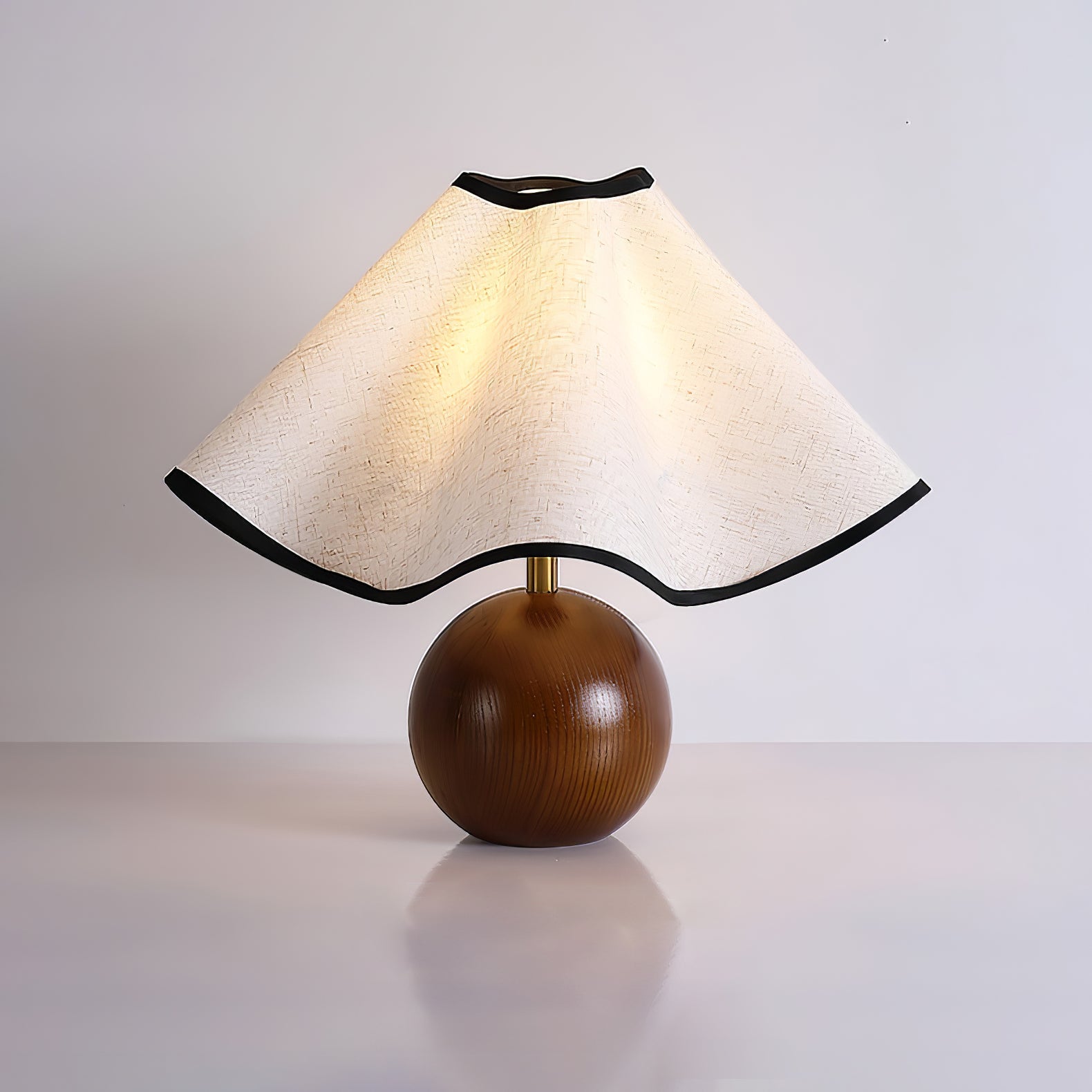 Wavecrest Table Lamp - Blowlighting