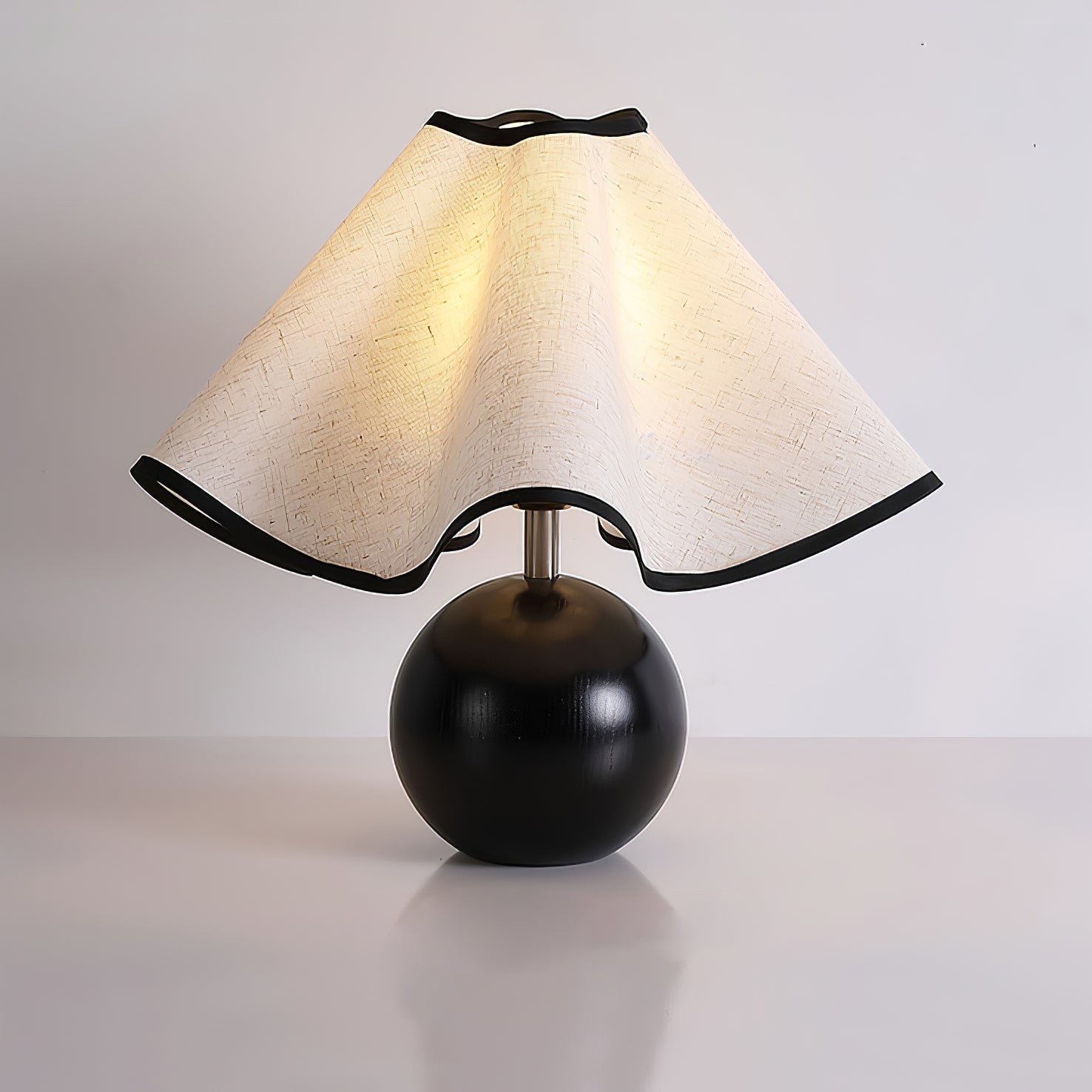 Wavecrest Table Lamp - Blowlighting