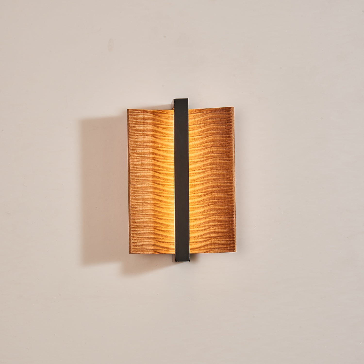 Vevinir Premium Nordic Art Wood Wall Light - Letslighting