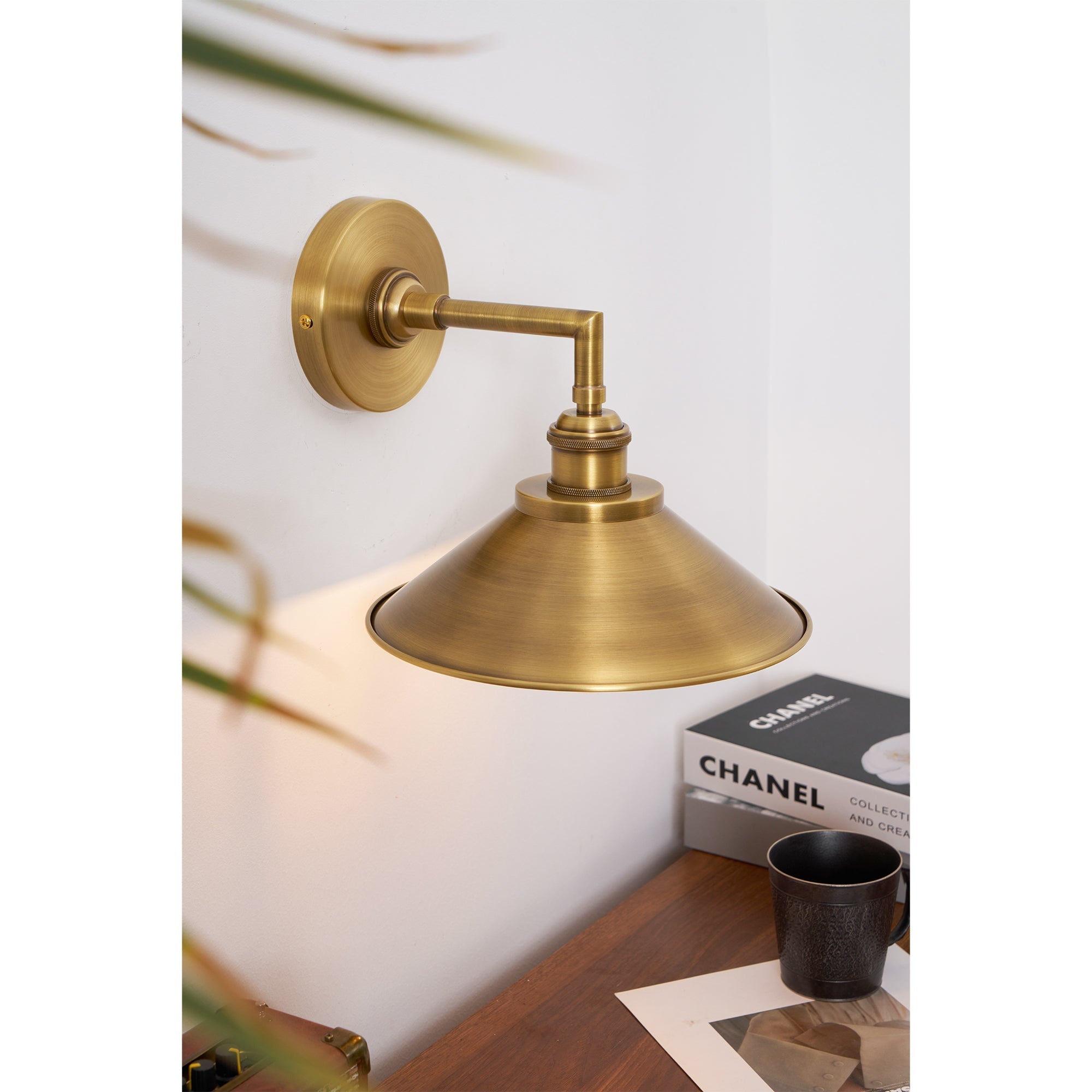 Osile Modern Minimalist Brass Wall Lamp - Letslighting