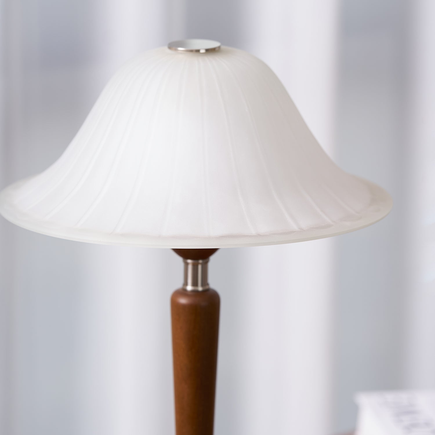 Natalie Vintage Wood Table Lamp - Letslighting