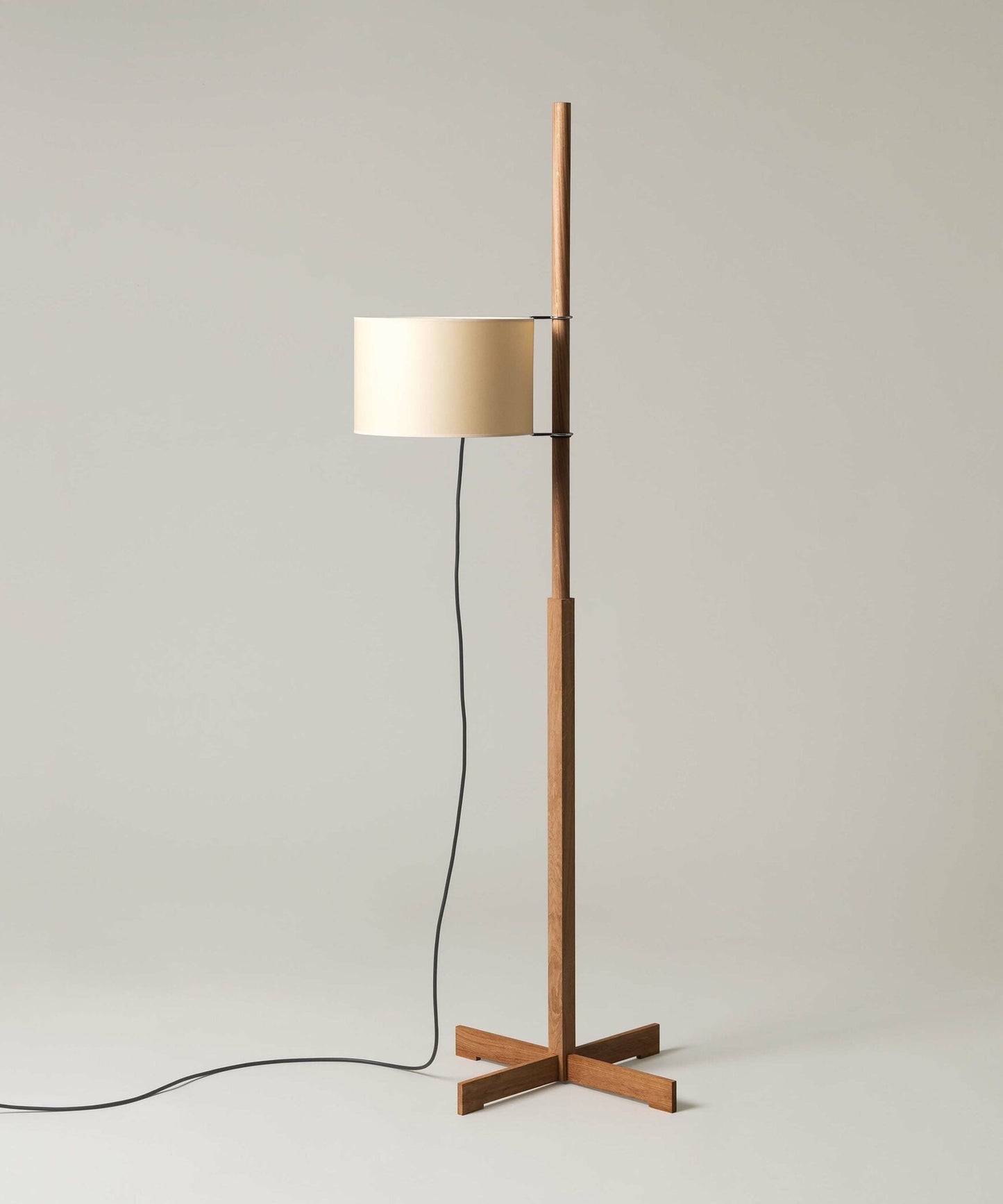 Torna Wood Fabric Floor Lamp - Letslighting