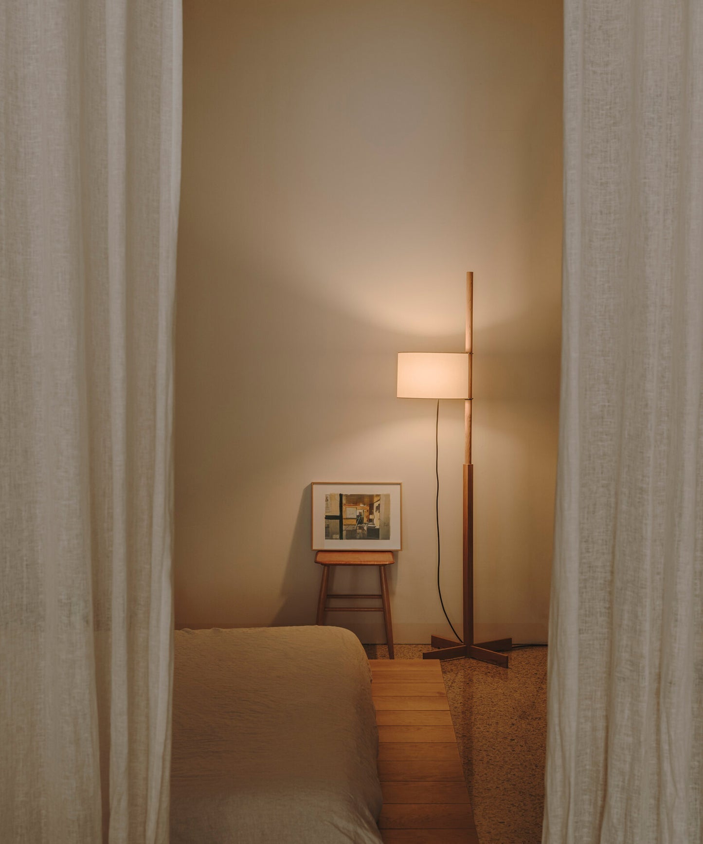 Torna Wood Fabric Floor Lamp - Letslighting