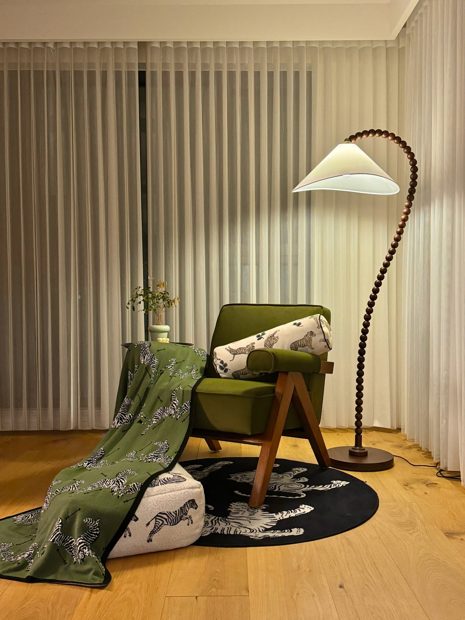 Nadia Modern Wood Floor Lamp - Letslighting