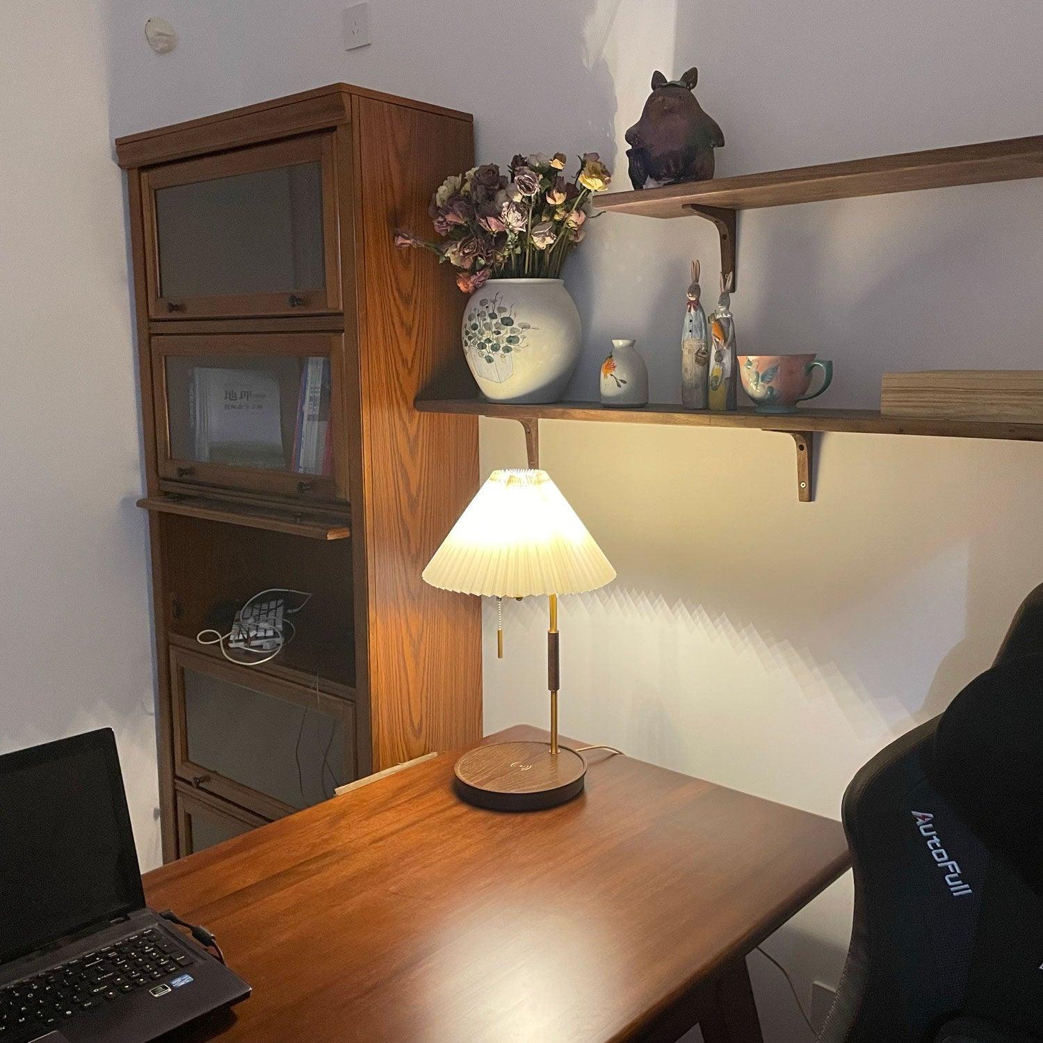 Vellain Retro Table Lamp - Letslighting