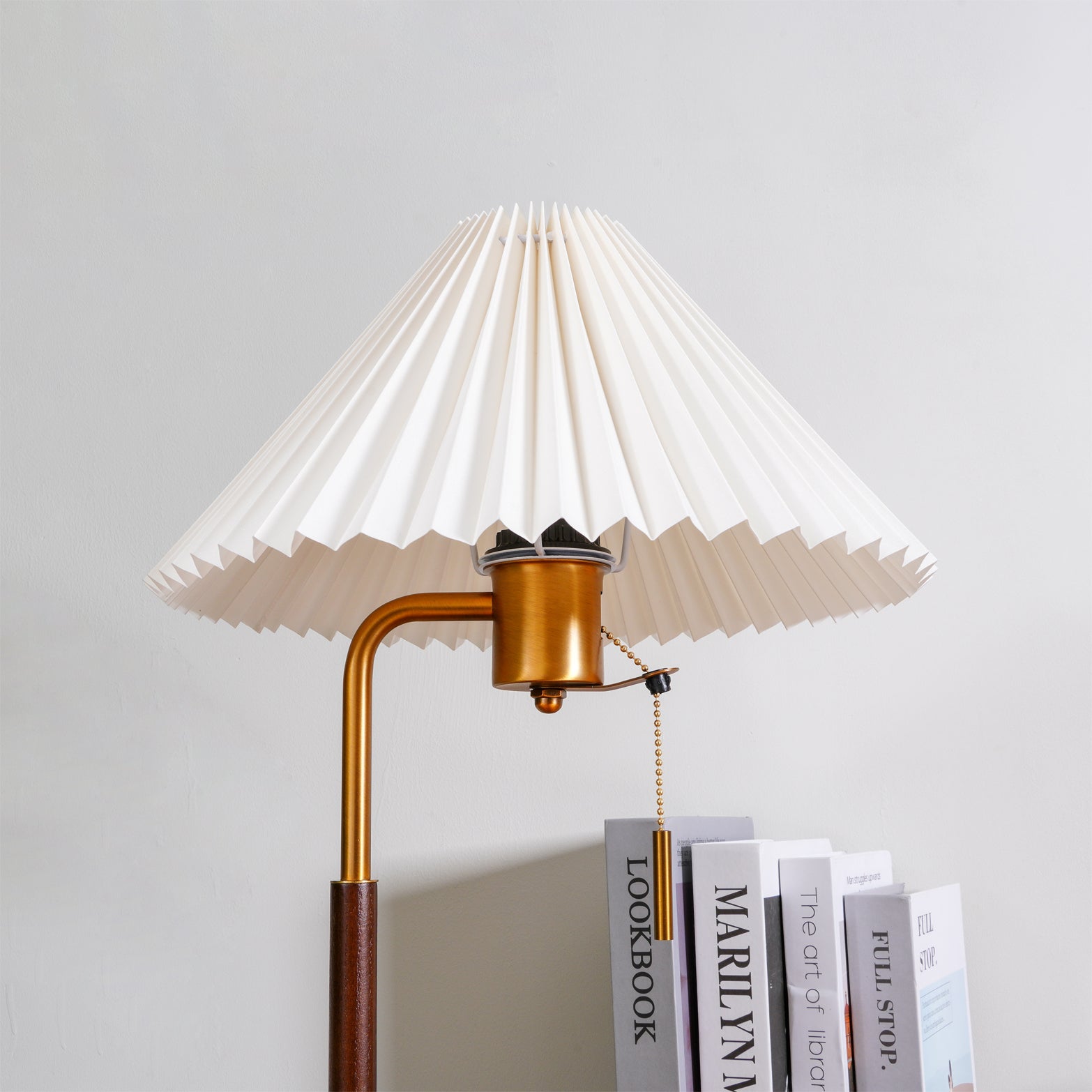Vellain Retro Table Lamp - Letslighting