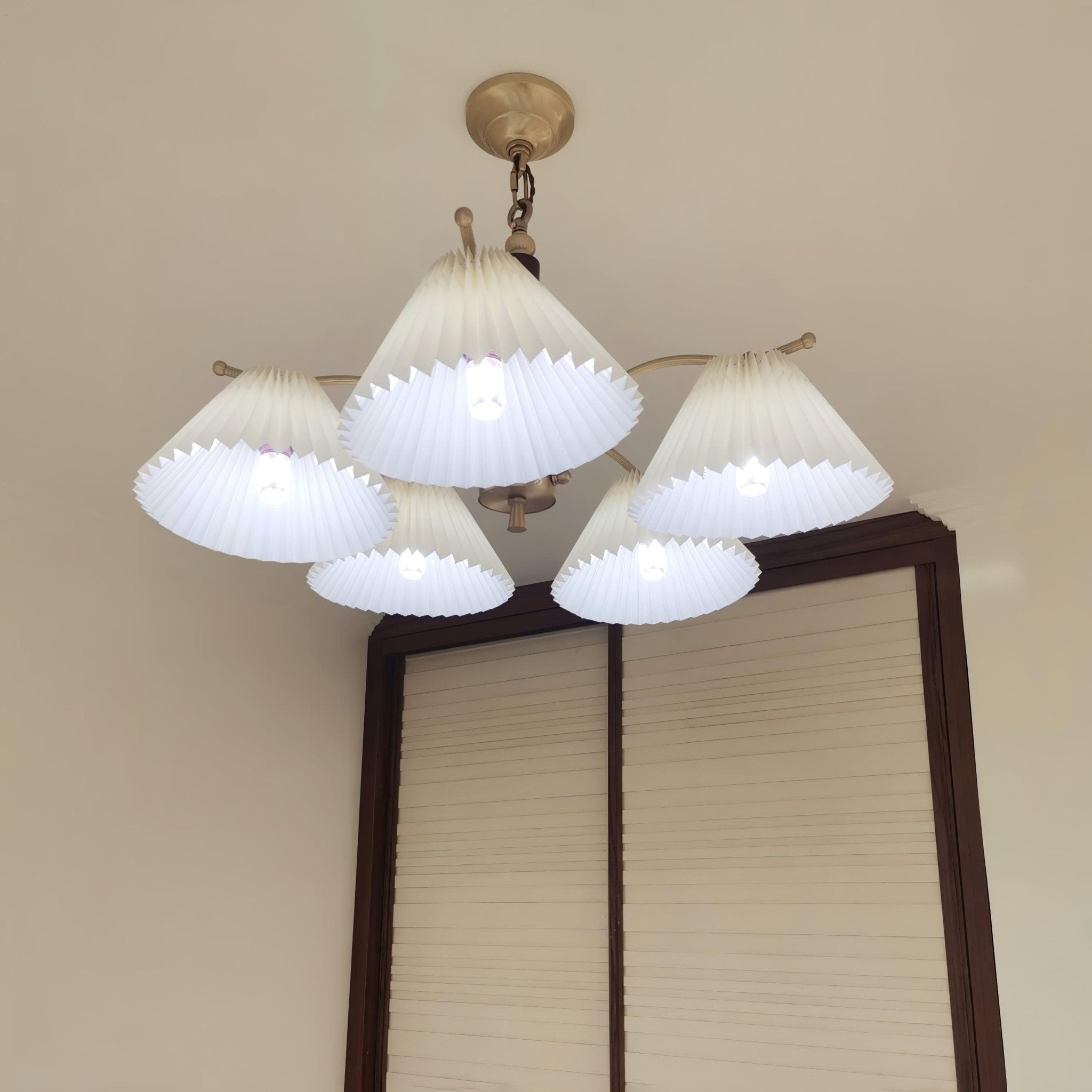 Lustra Chandelier Brass Pleated Shade Classic - Letslighting