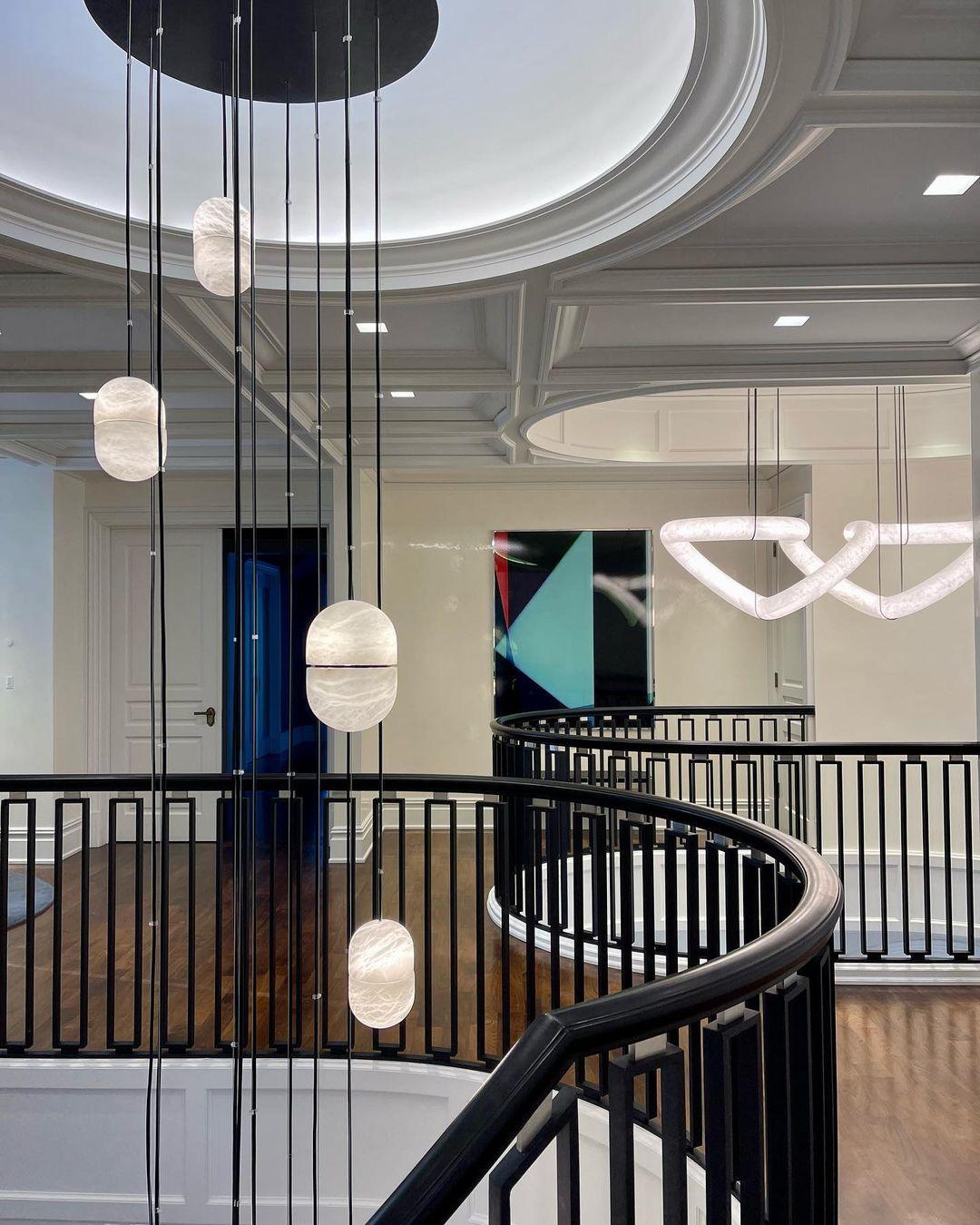 Strata Alabaster Pendant Light Capsule-shaped - Letslighting