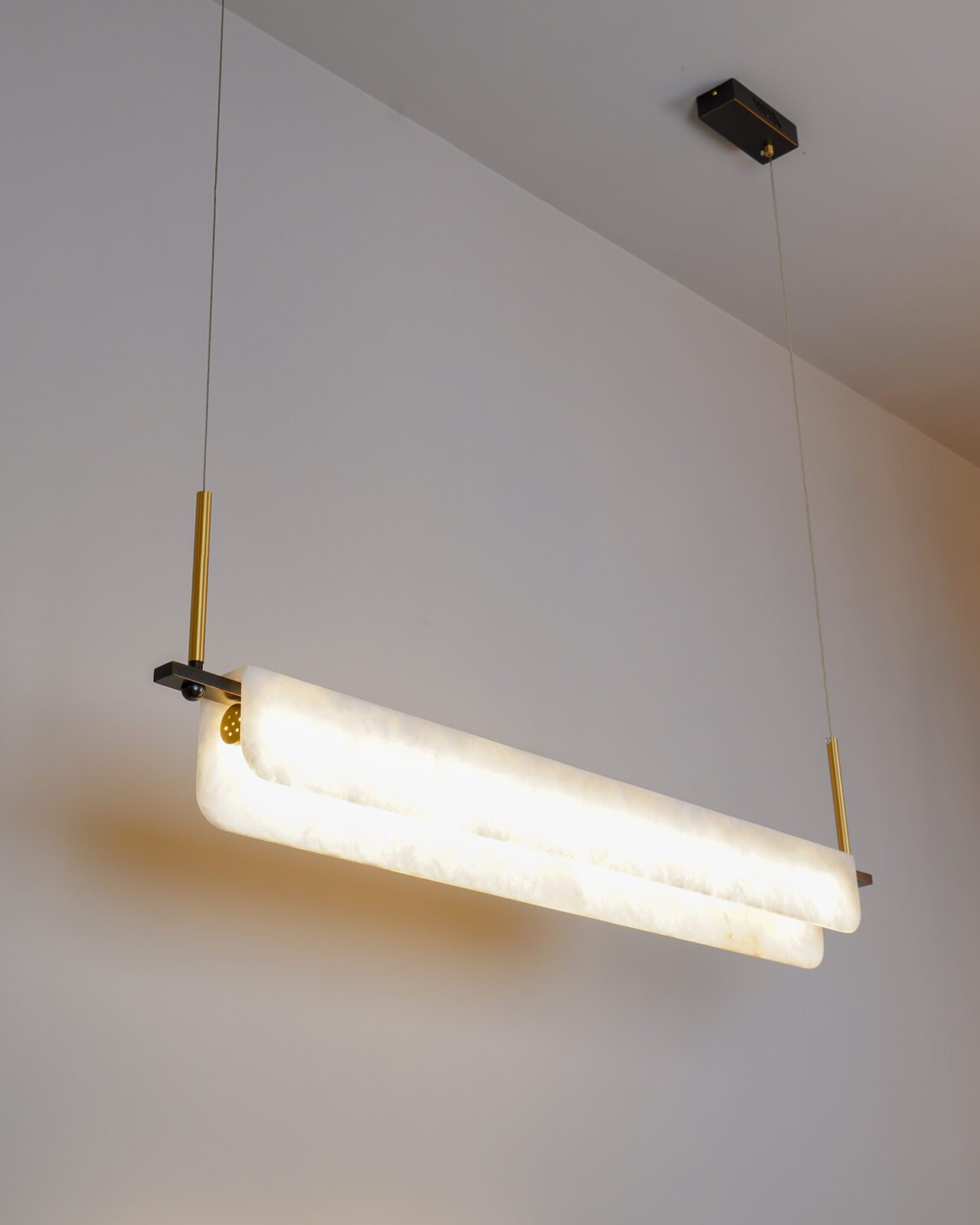 Eshaisra Modern Minimalist Alabaster Pendant Light - Letslighting