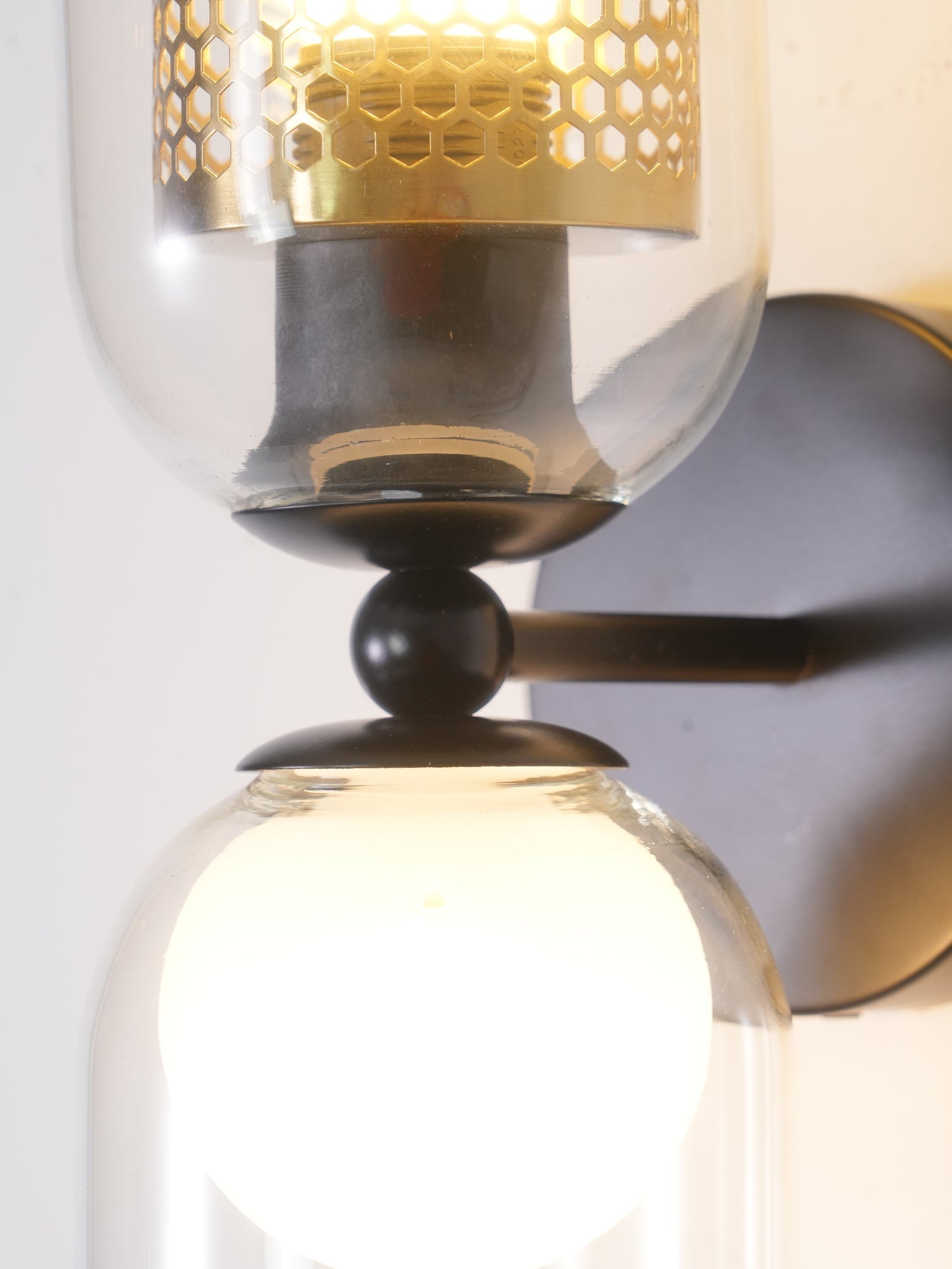 Alvynan Premium Nordic Art Glass Wall Lamp - Letslighting