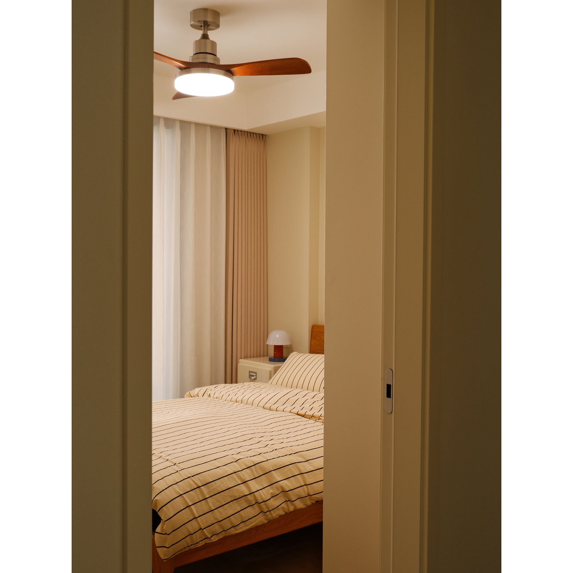 Zesolila Premium Natural Wooden Fan Ceiling Light - Letslighting
