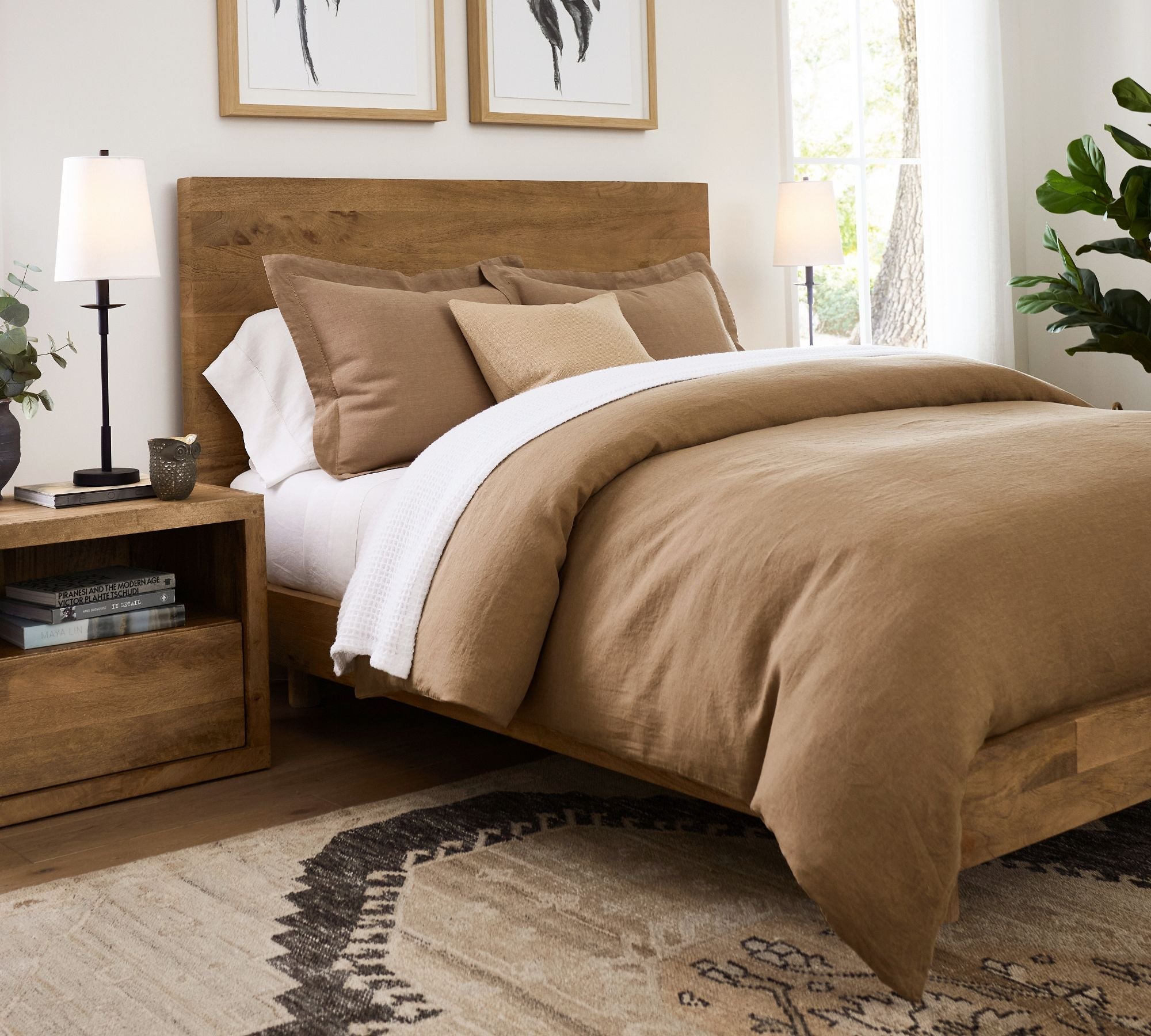 Lodge Modern Iron Linen Table Lamp  Bedroom