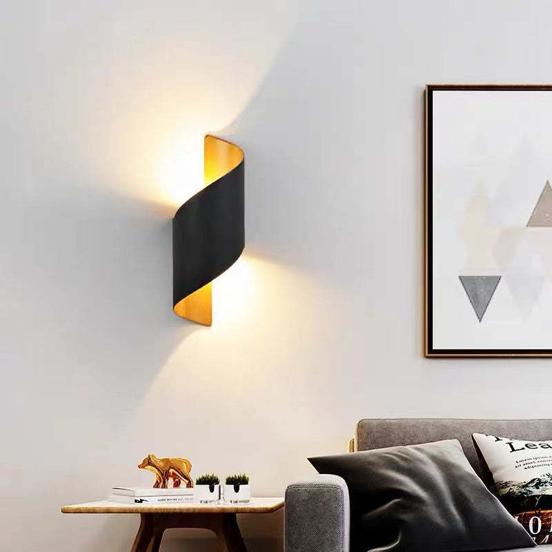 Ray Modern Conch Shape Metal Indoor Wall Lamp