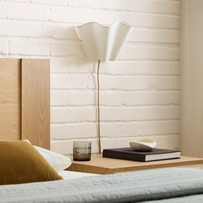 Curve Scalloped Linen Wall Lamp