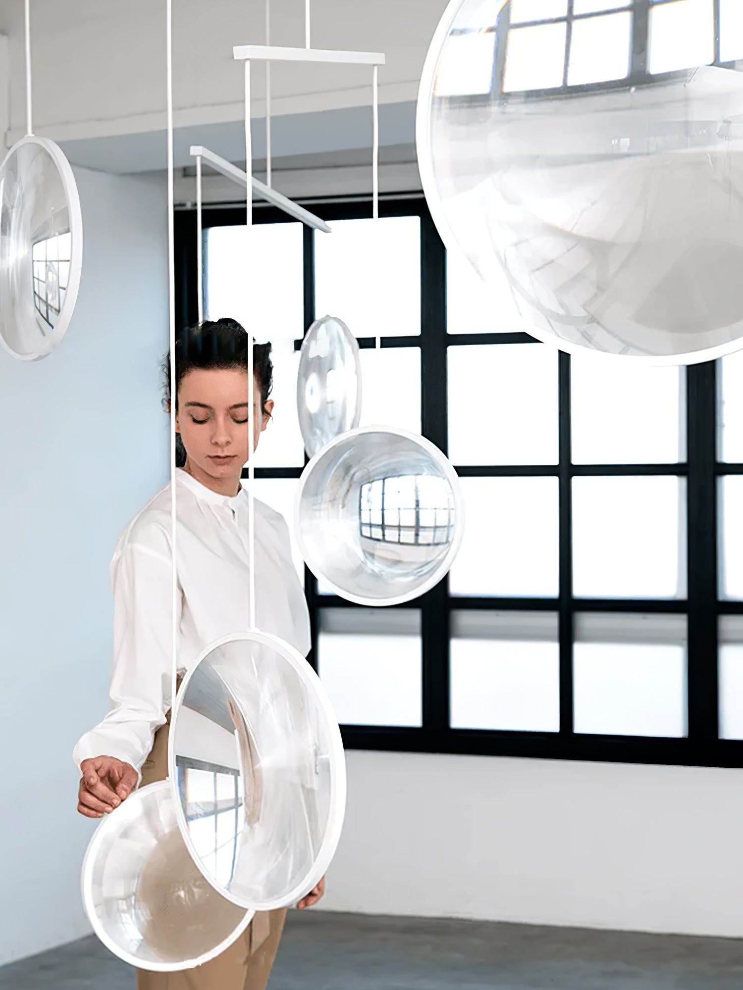 Veloria Glass Artistic Pendant Lamp - Letslighting