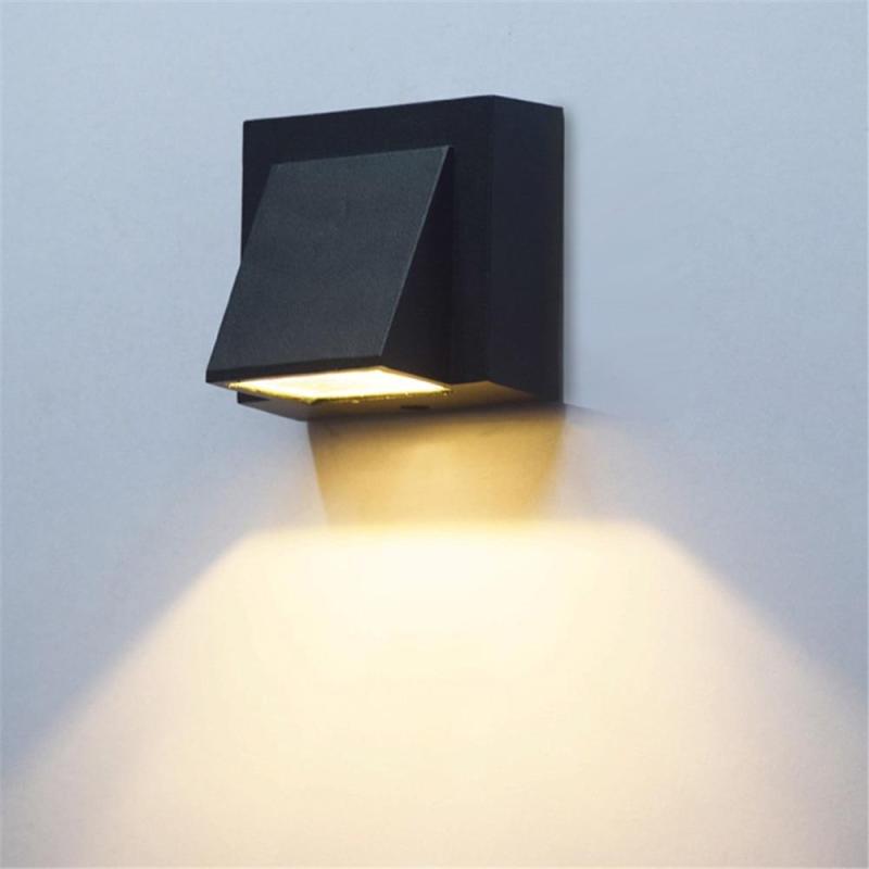 Ray Modern Metal LED Outdoor Wall Lamp
