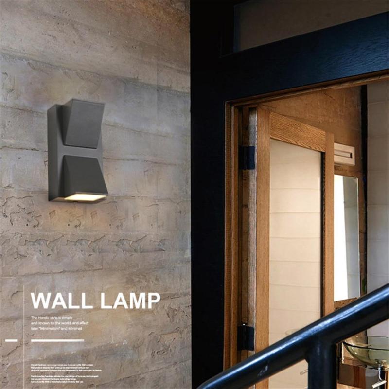Ray Modern Metal LED Outdoor Wall Lamp