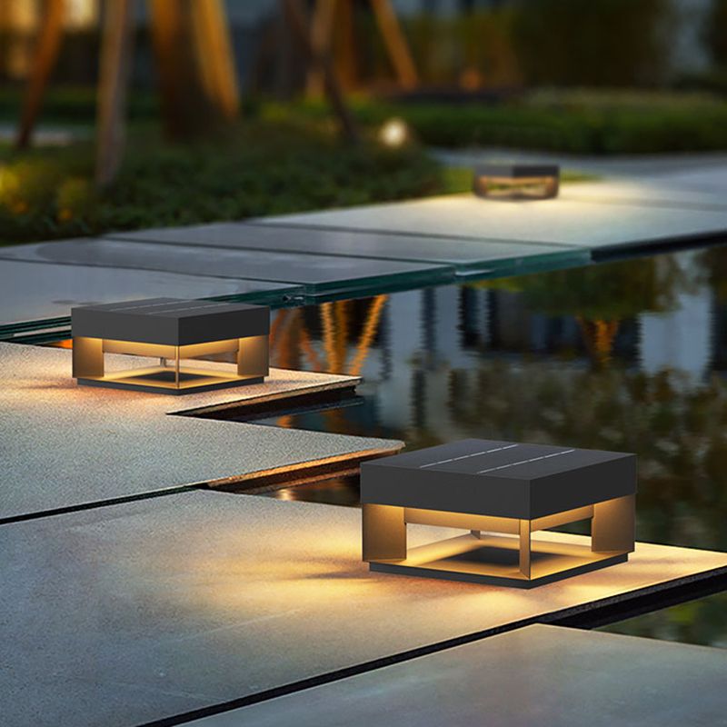 Ray Post Modern Solar Square Metal LED Outdoor Light